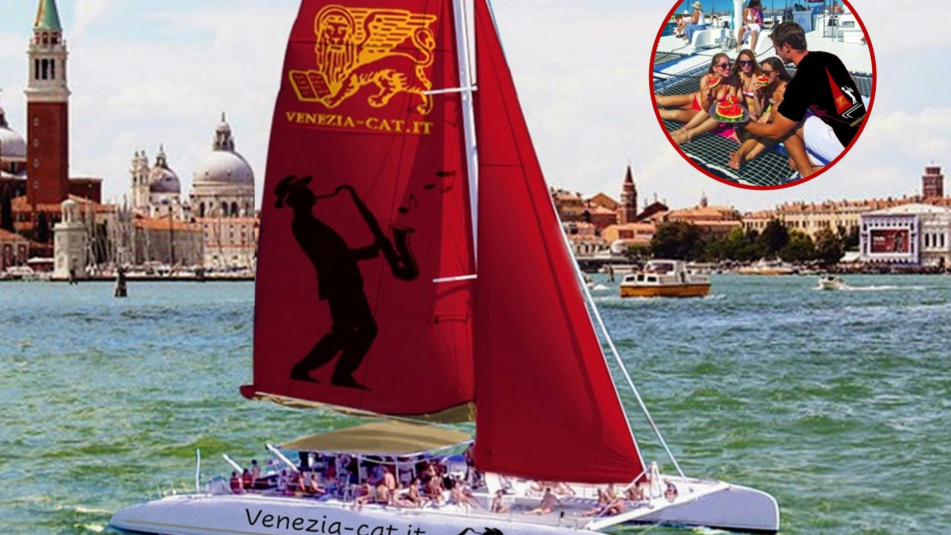 Venice Lagoon Catamaran Tour with Lunch - Thumbnail 2