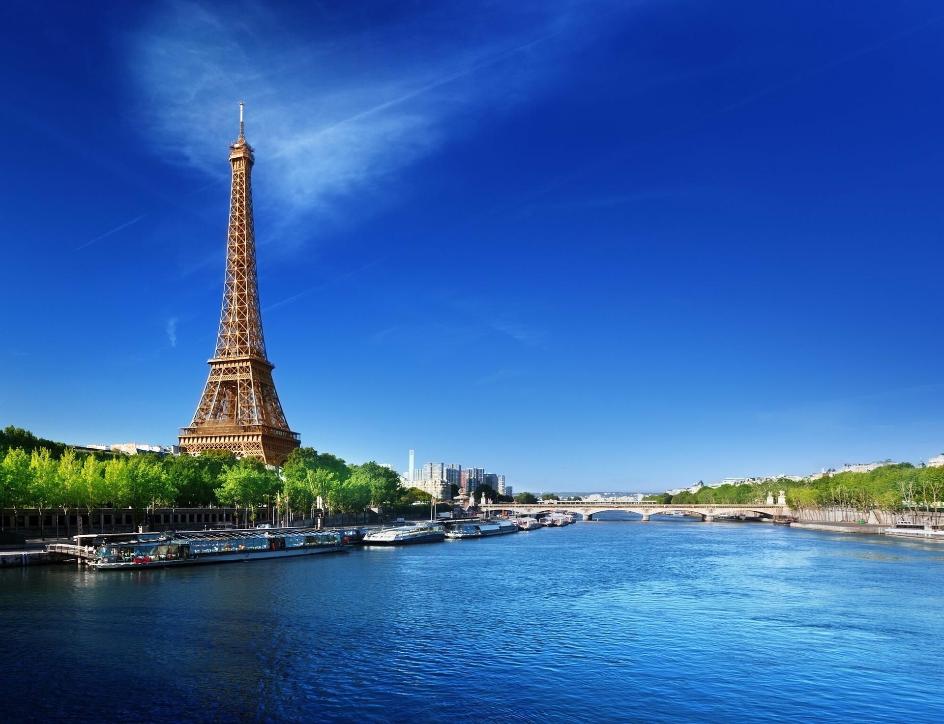 Eiffel Tower Climbing by Stairs with Optional Summit Access - Thumbnail 6