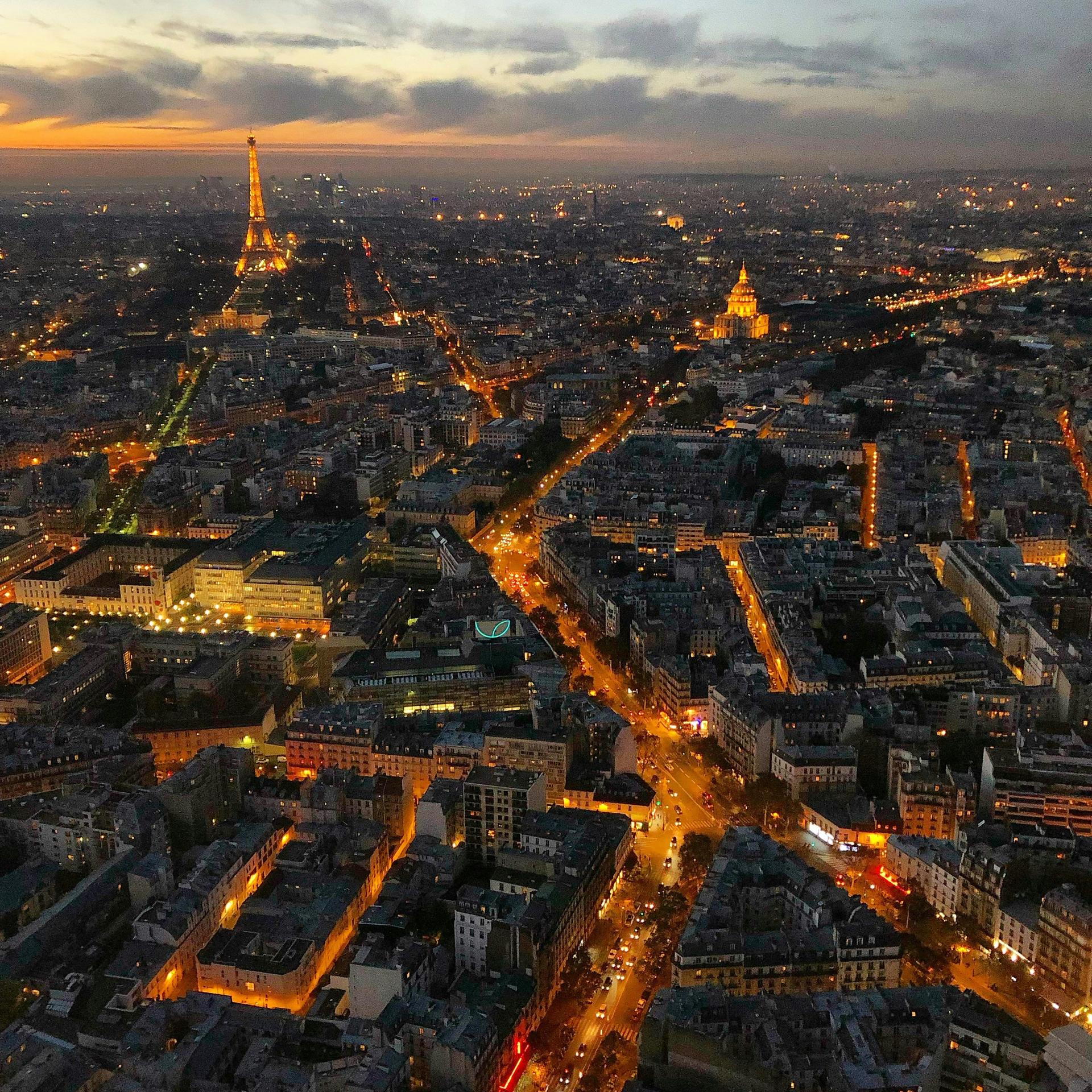 Paris City Panoramic Night Bus Tour - Image 1
