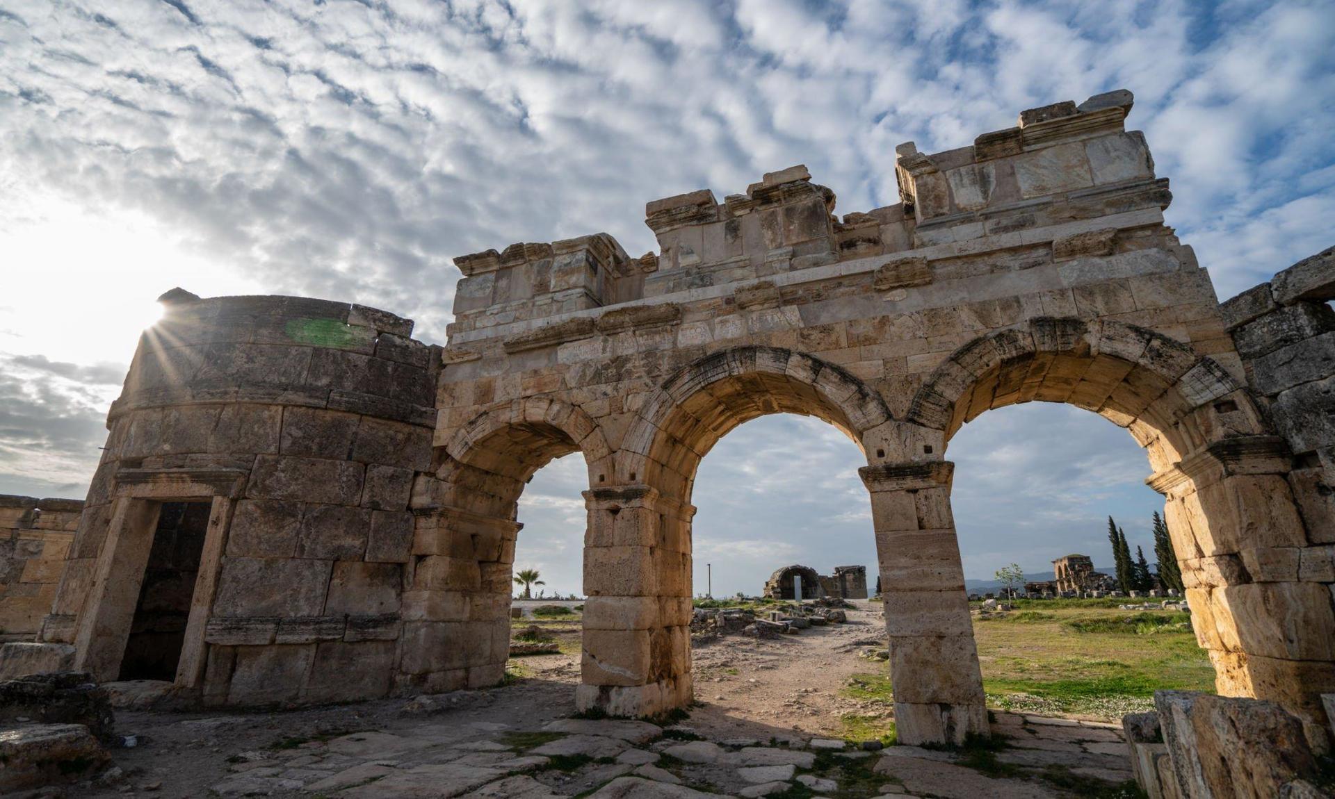 Pamukkale and Hierapolis Tour with Lunch from Antalya - Thumbnail 7