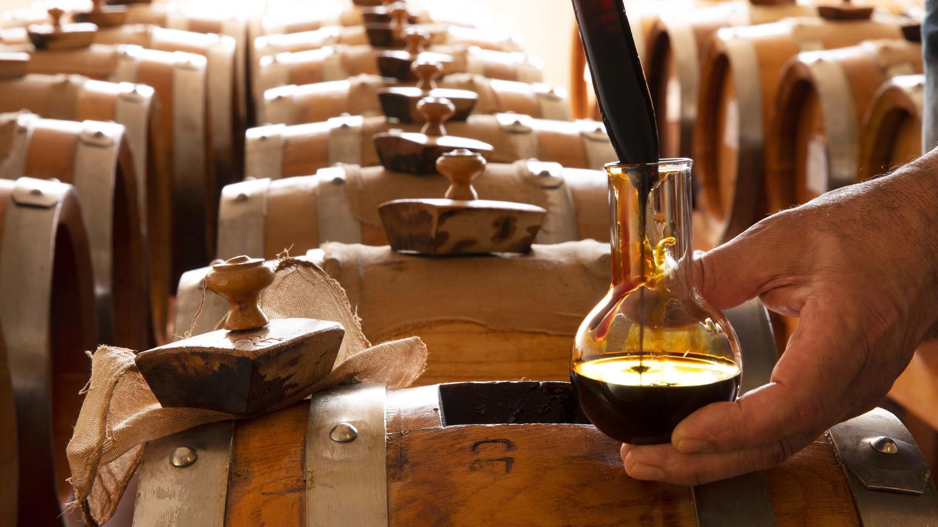 Balsamic vinegar cellar tour in Modena - Image 1