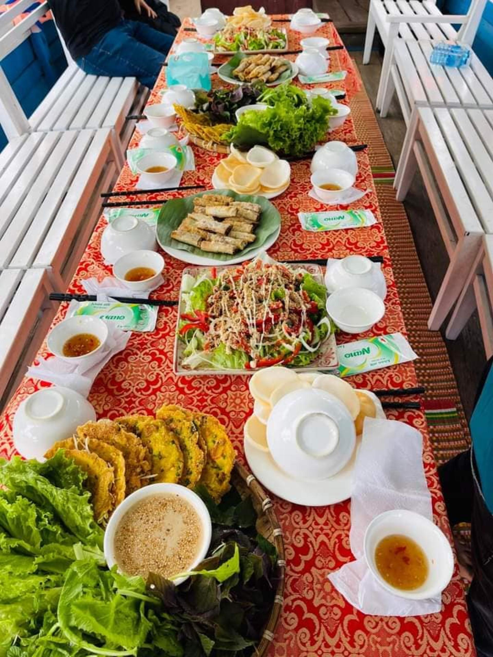 Hoi An Basket Boat Ride and Local Cooking Class - Thumbnail 4