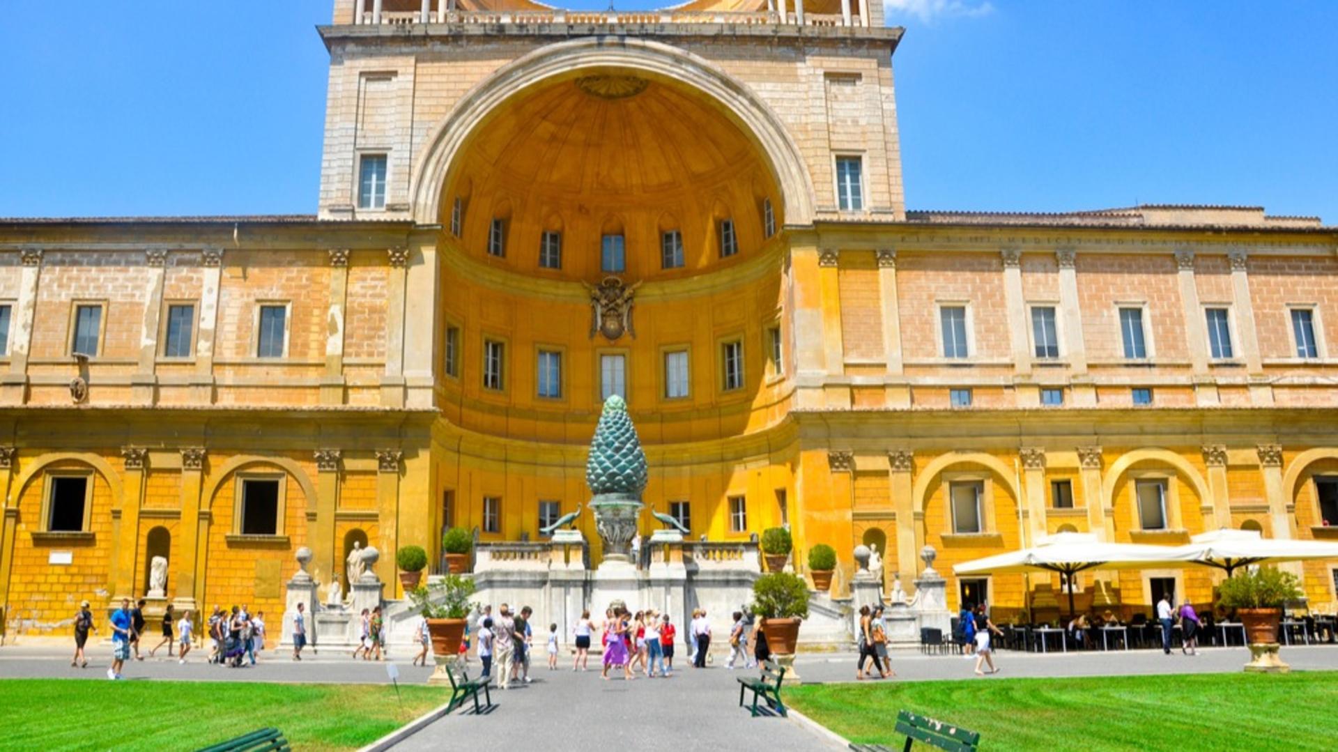 Vatican Museums and Sistine Chapel Tour - Thumbnail 3