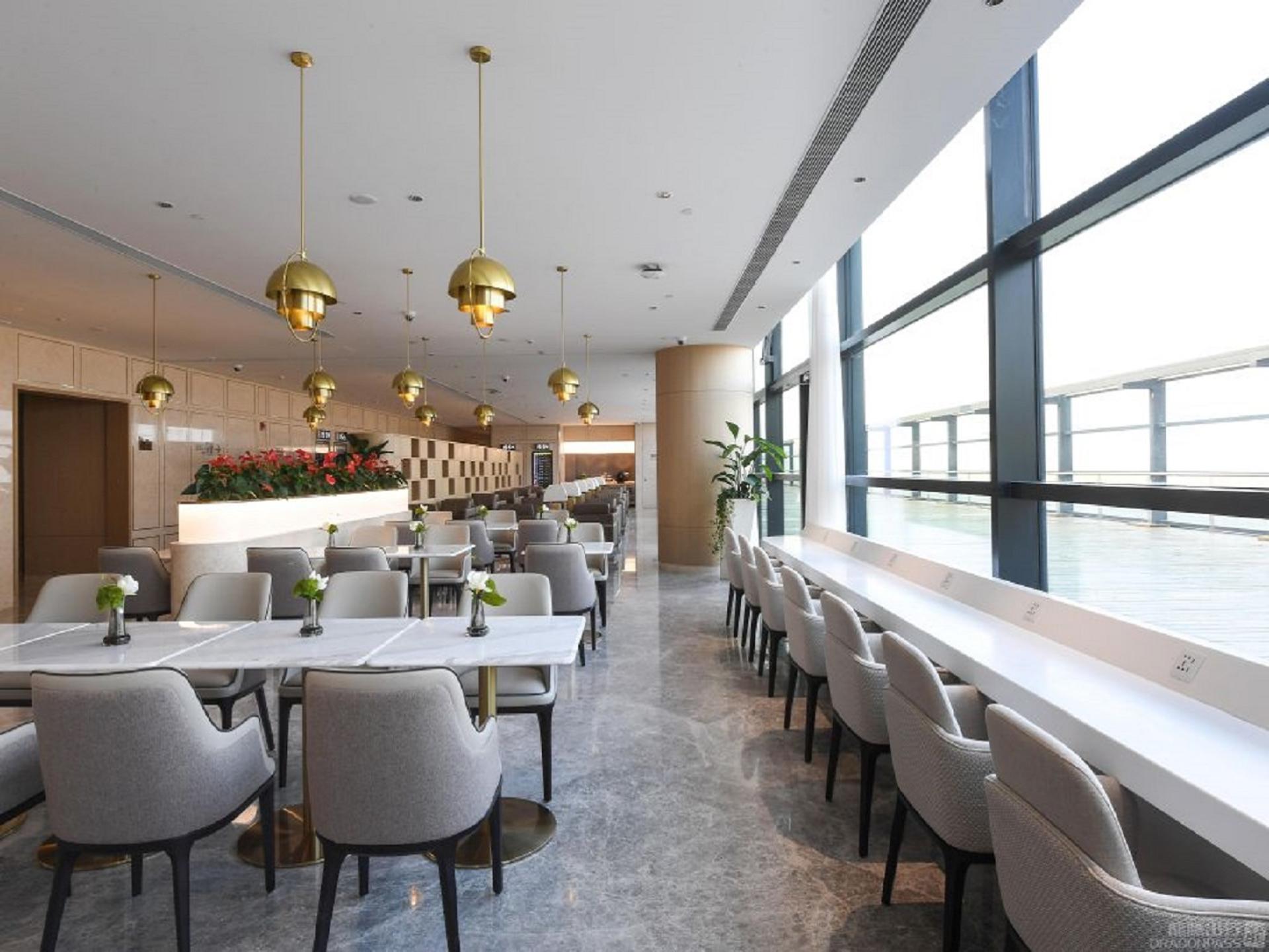 Shanghai Pudong International Airport VIP Lounge Services - Thumbnail 15