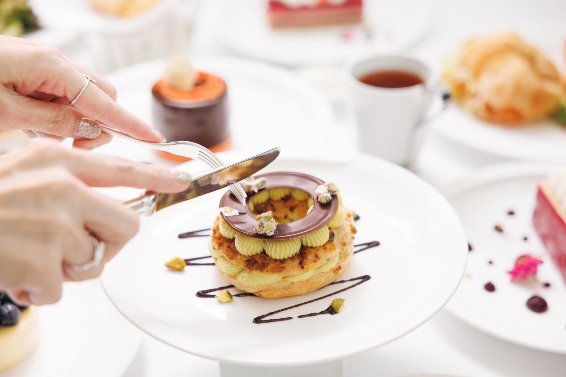 Afternoon Tea at Lobby Lounge, Shangri-La Bangkok - Thumbnail 3
