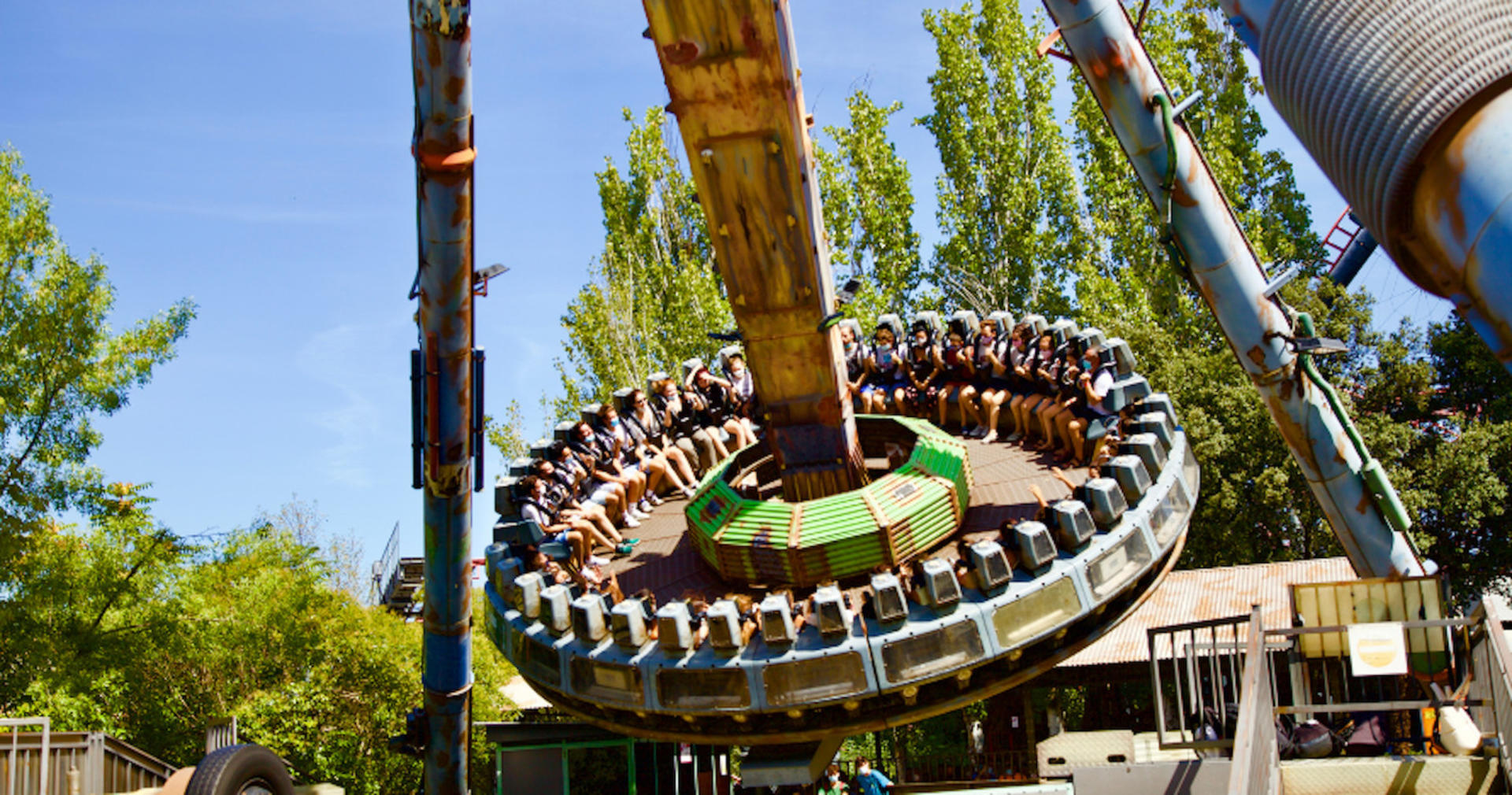 Parque de Atracciones Theme Park Admission in Madrid - Thumbnail 2