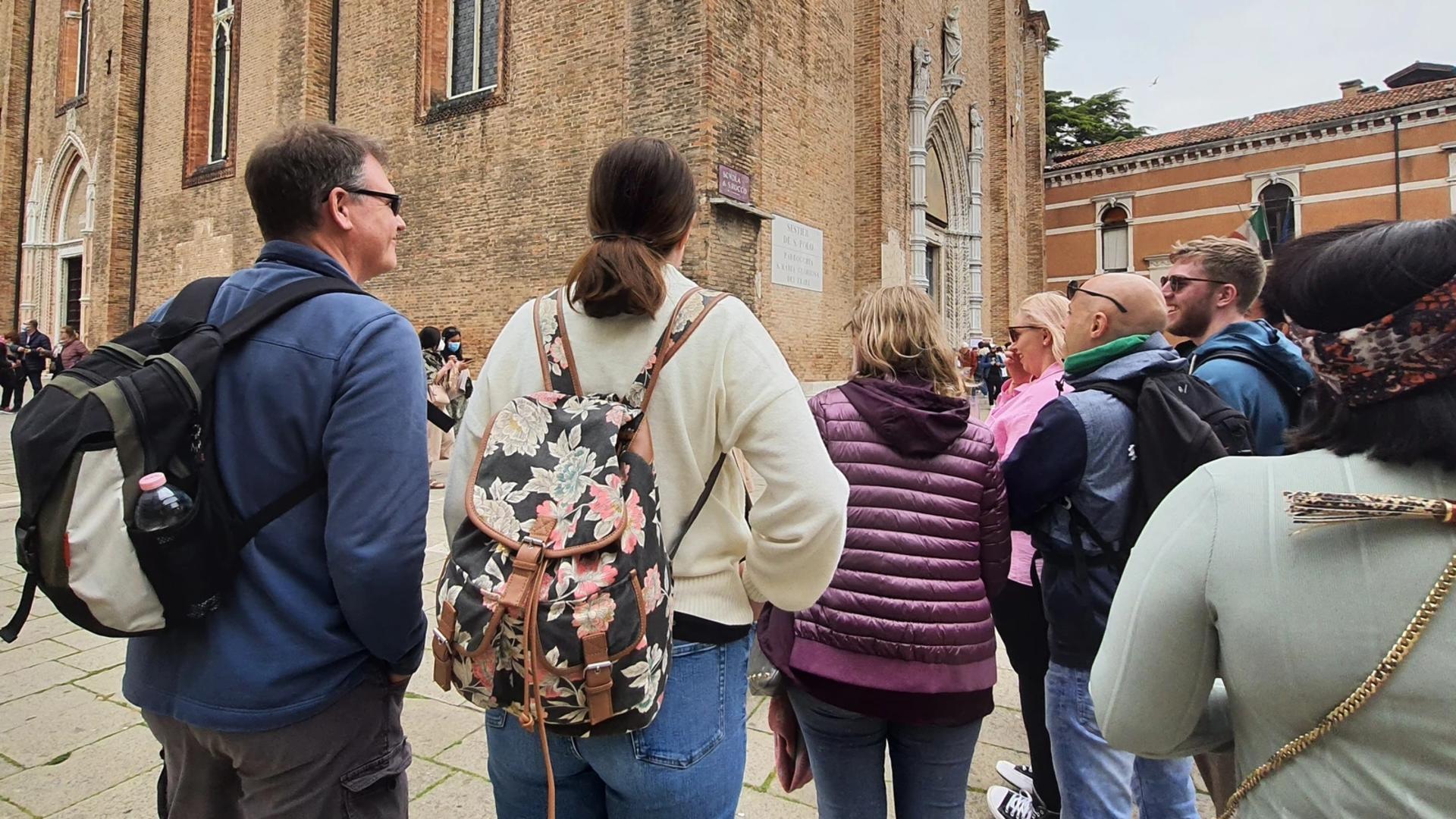 Street food and sightseeing walking tour in Venice - Thumbnail 2