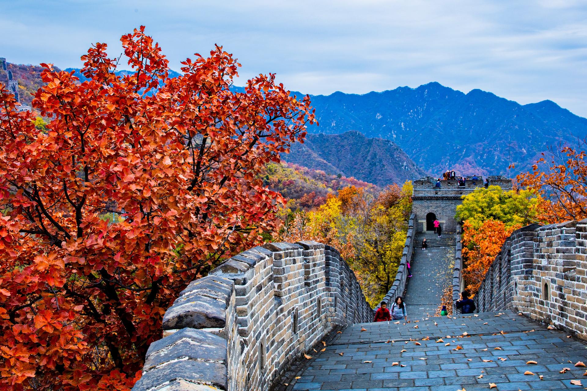 Beijing Mutianyu Great Wall Day Tour (Optional Cable Car/ropeway/Toboggan Package) - Thumbnail 8