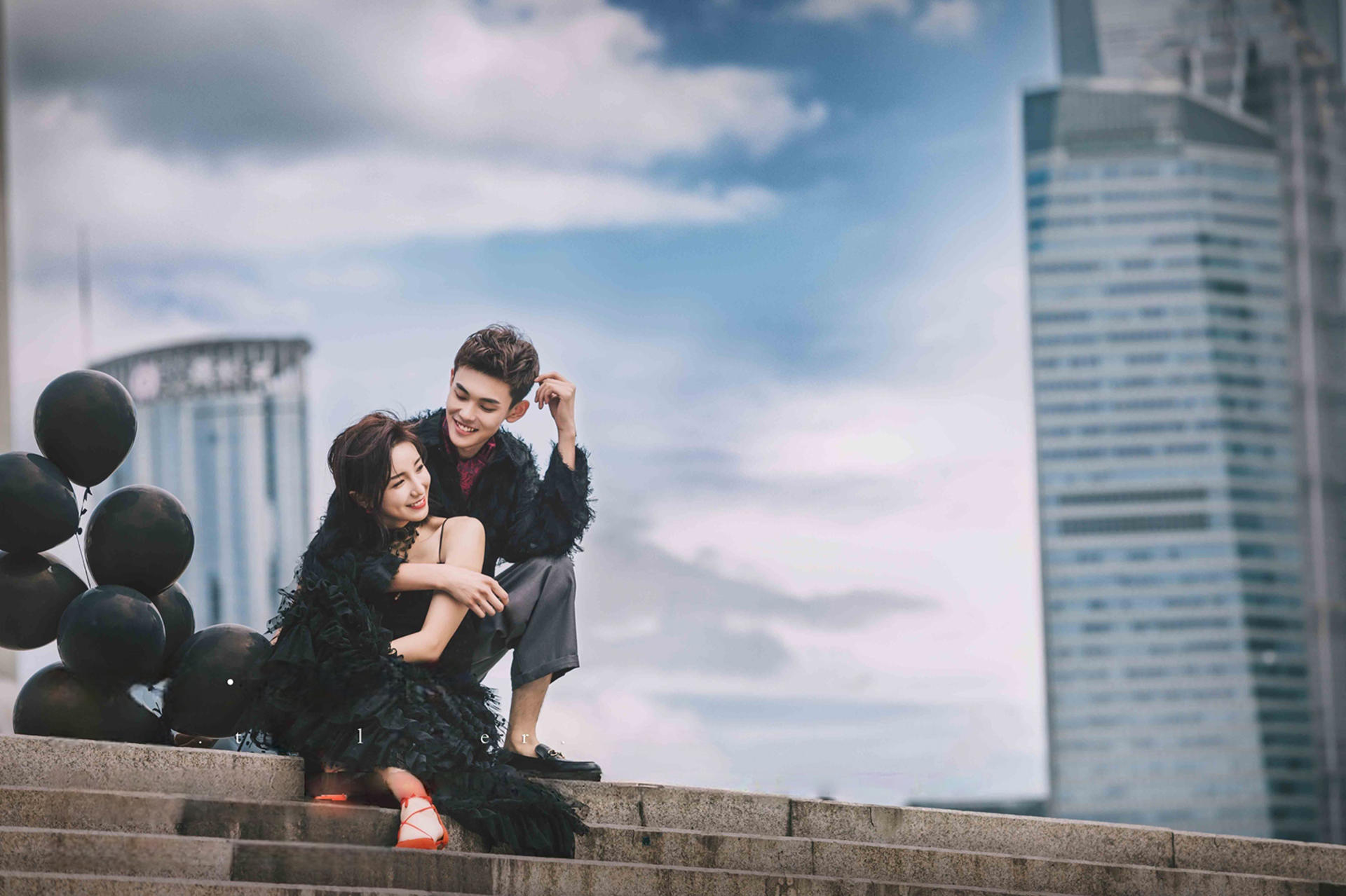 The Bund/Wukang Road Couple Travel Photography - Thumbnail 18