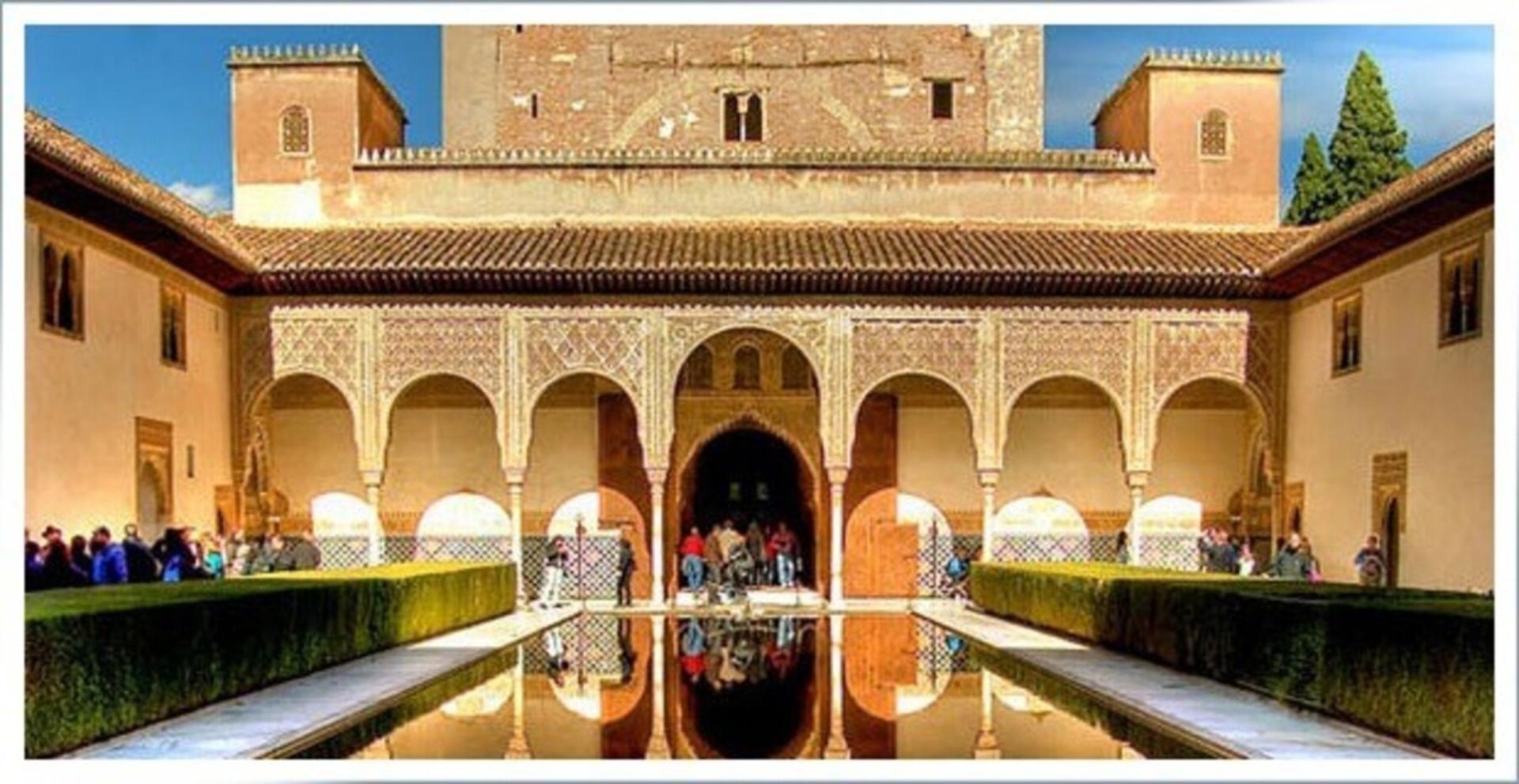 Malaga Alhambra & Generalife One-Day Tour - Thumbnail 6