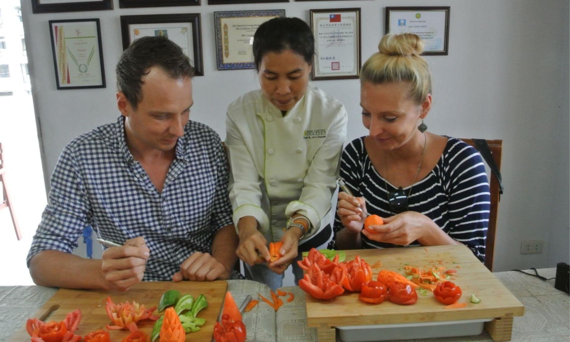 Traditional Thai Fruit and Vegetable Carving Class - Thumbnail 2
