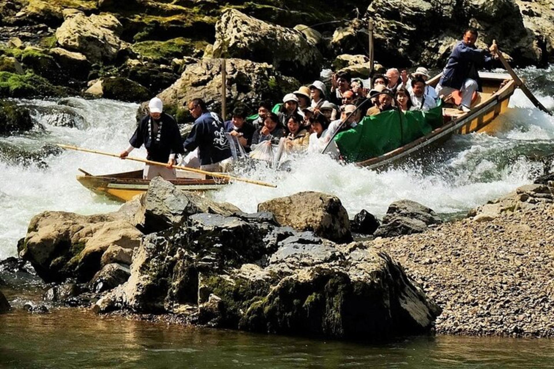 Kyoto Hozugawa River Boat Sagano Romantic Train Tour - Thumbnail 9