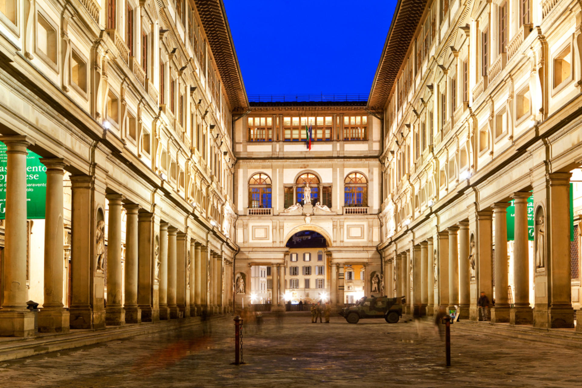 Uffizi Gallery Guided Tour with Skip-the-Line Ticket - Thumbnail 3