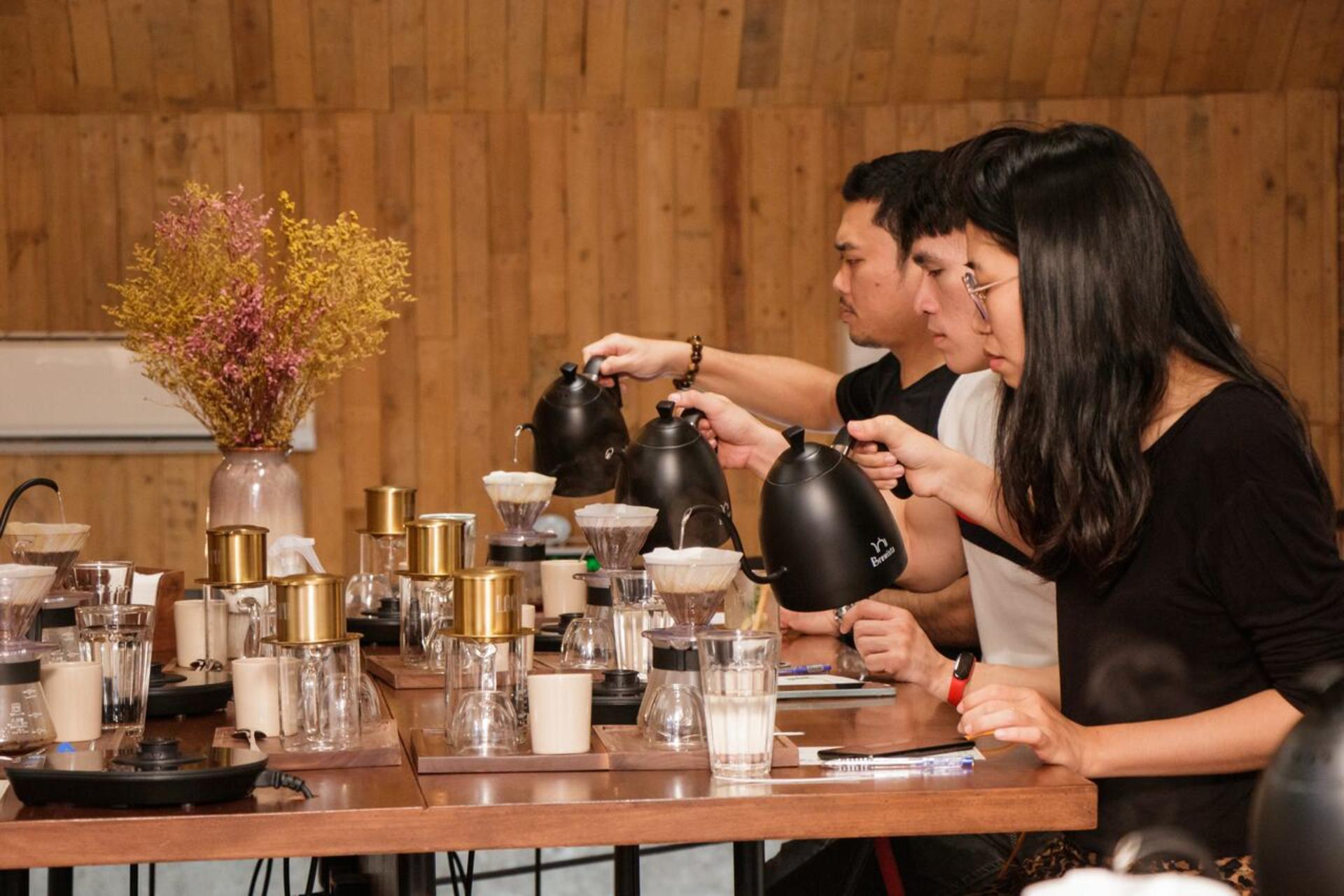 Hands-on Discovery of Vietnamese Coffee & Culture - Thumbnail 15