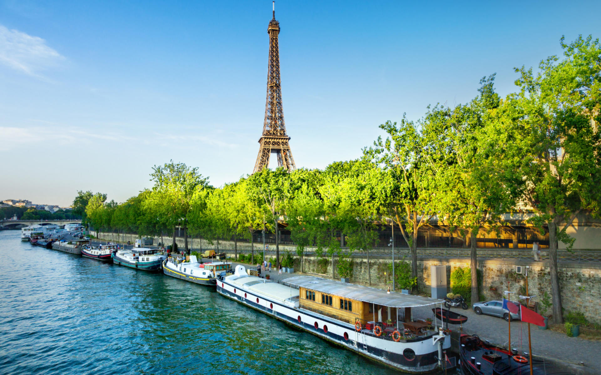 Paris in One Day Tour from Amsterdam  - Thumbnail 6