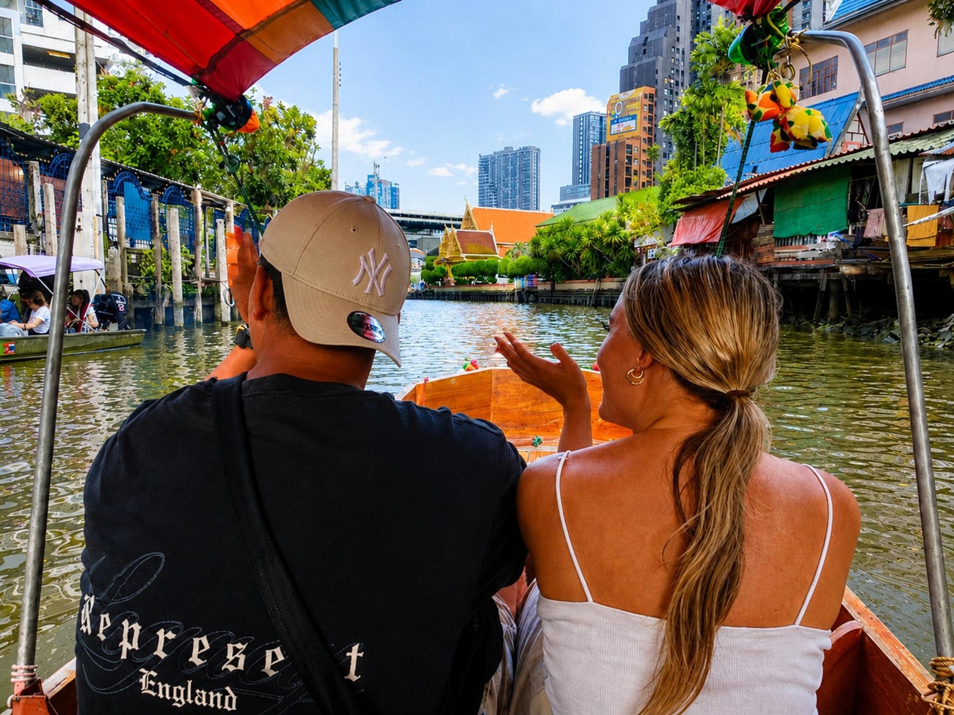 Private Local Big Buddha Canal Boat Tour in Bangkok - Thumbnail 5