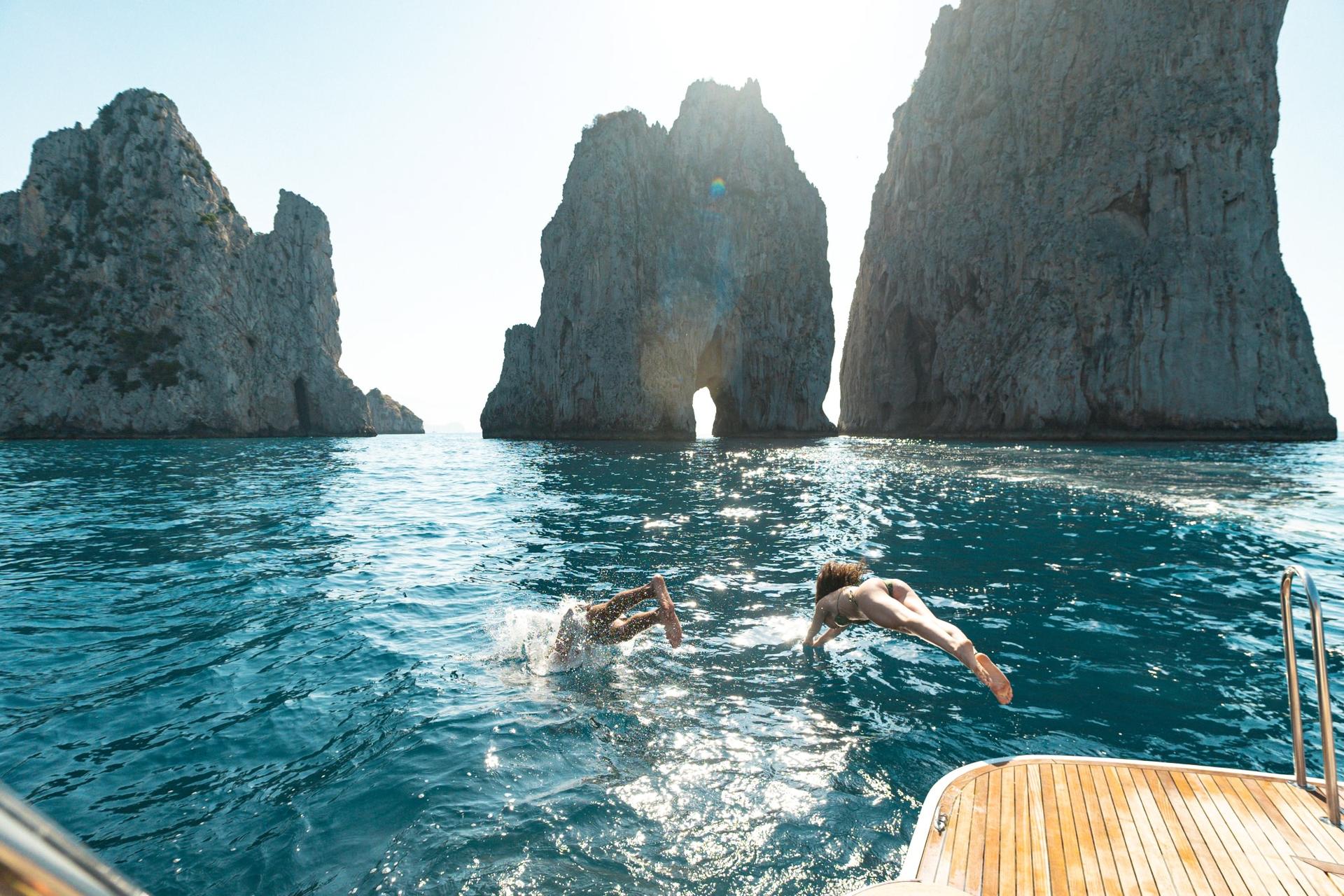 Boat tour of Capri Island from Sorrento - Image 1