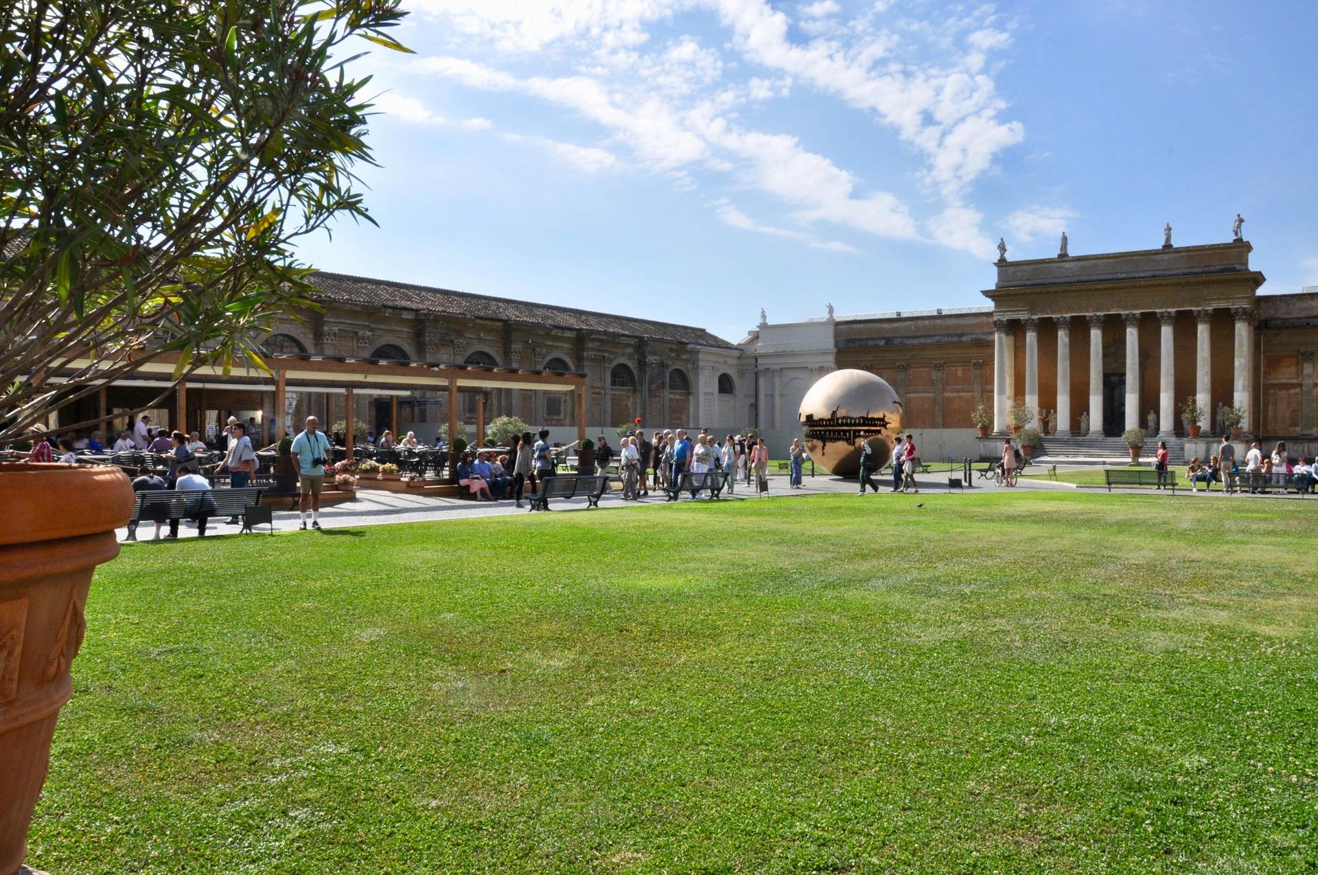 Vatican Museums & Sistine Chapel Skip-the-Line Ticket - Thumbnail 3