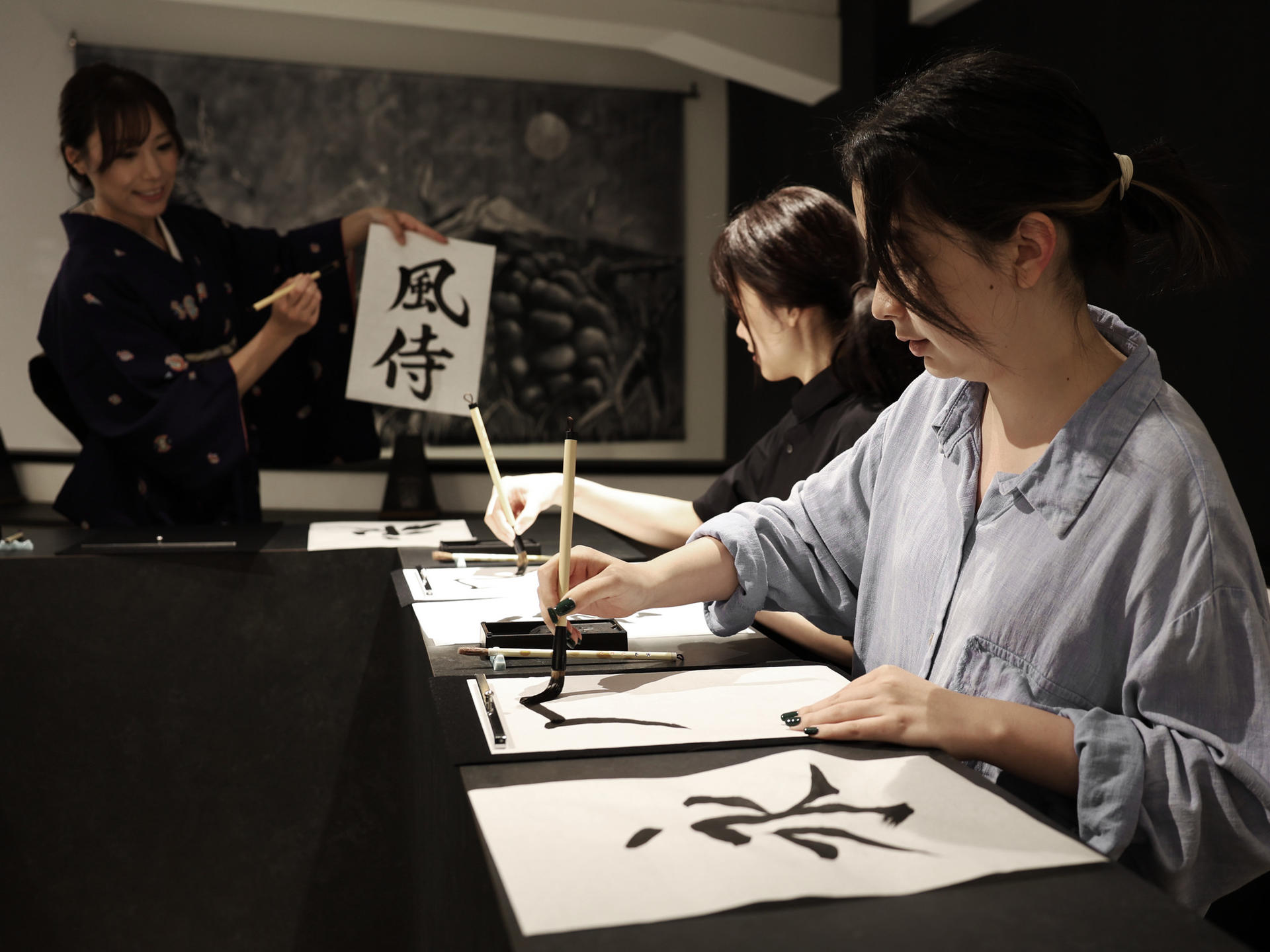 [FUJI JAPAN] Traditional Calligraphy Experience - Image 1