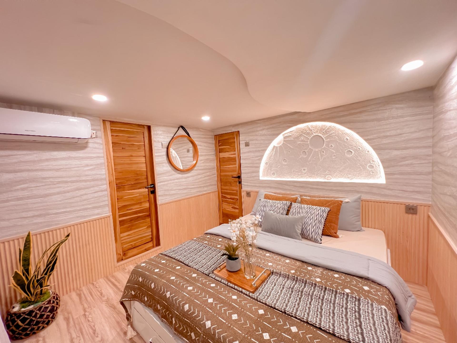 [Luxury Phinisi] 3D2N Sailing Liveaboard from Labuan Bajo - Thumbnail 9