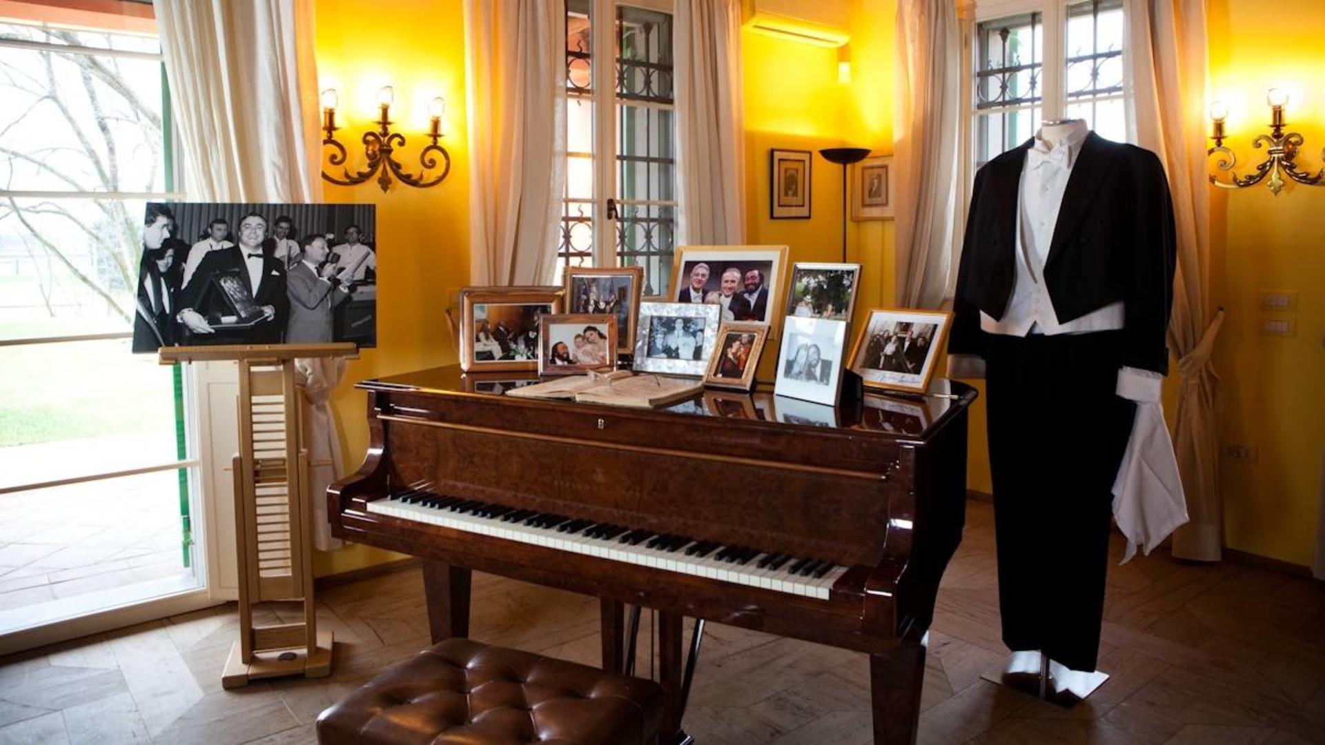 Casa Museo Luciano Pavarotti ticket in Modena - Thumbnail 4