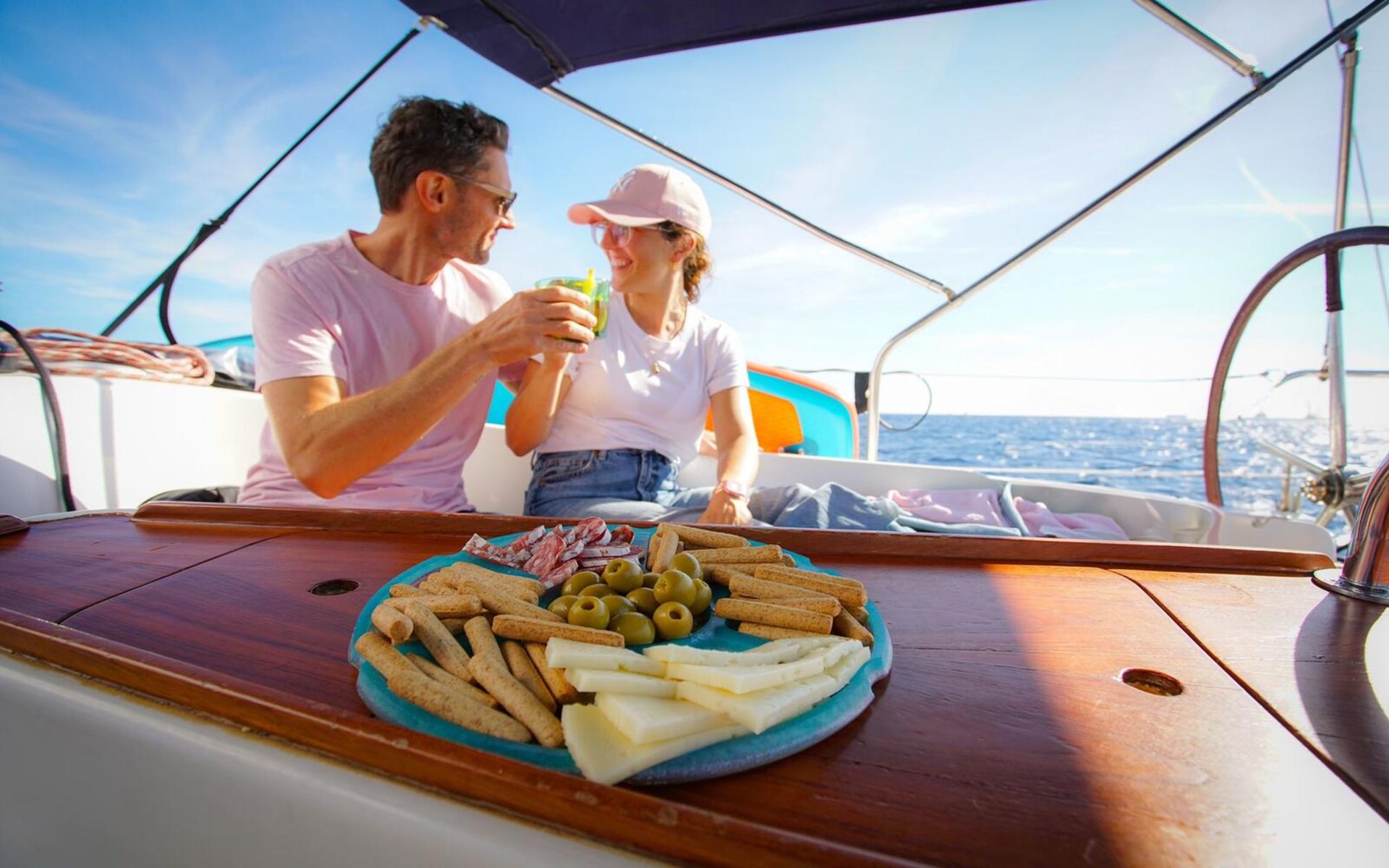 Barcelona sailing experience with vermouth and coastal views - Thumbnail 7