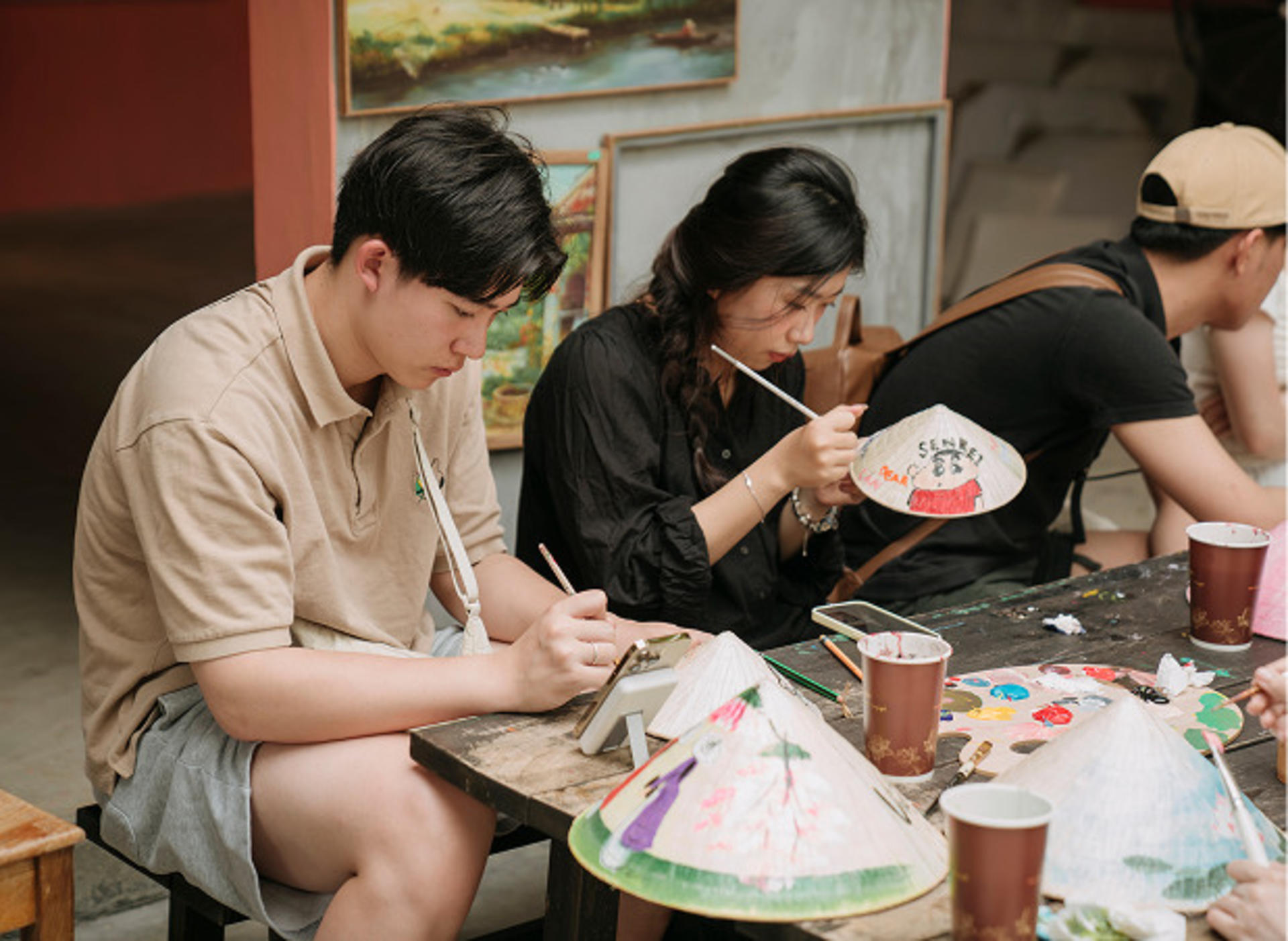 Conical Hat Painting Workshop at Nha Trang Xua with Transfer Option - Thumbnail 3