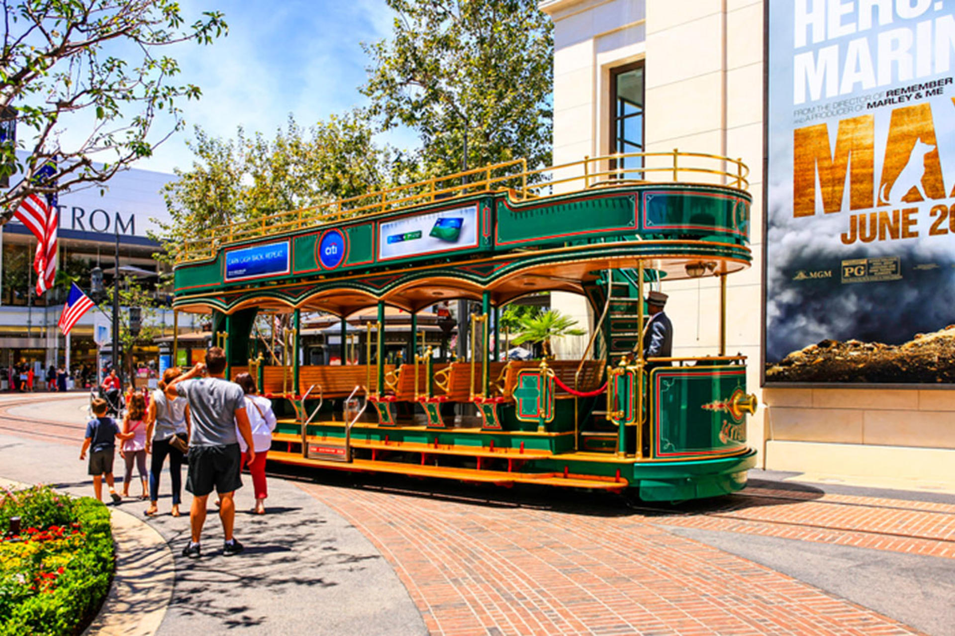 Los Angeles Full Day Grand Bus Tour - Thumbnail 5