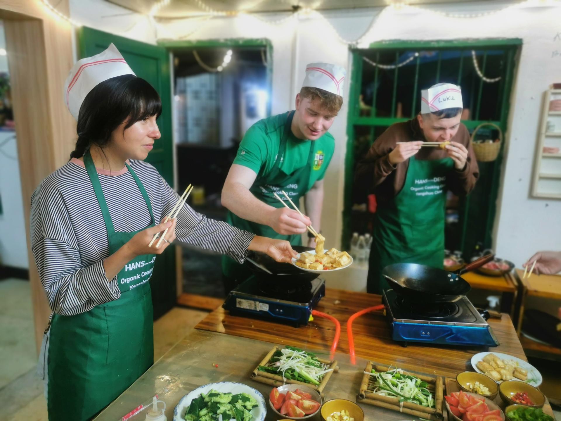 Yangshuo Hans Cooking Class With Market Trip - Thumbnail 35