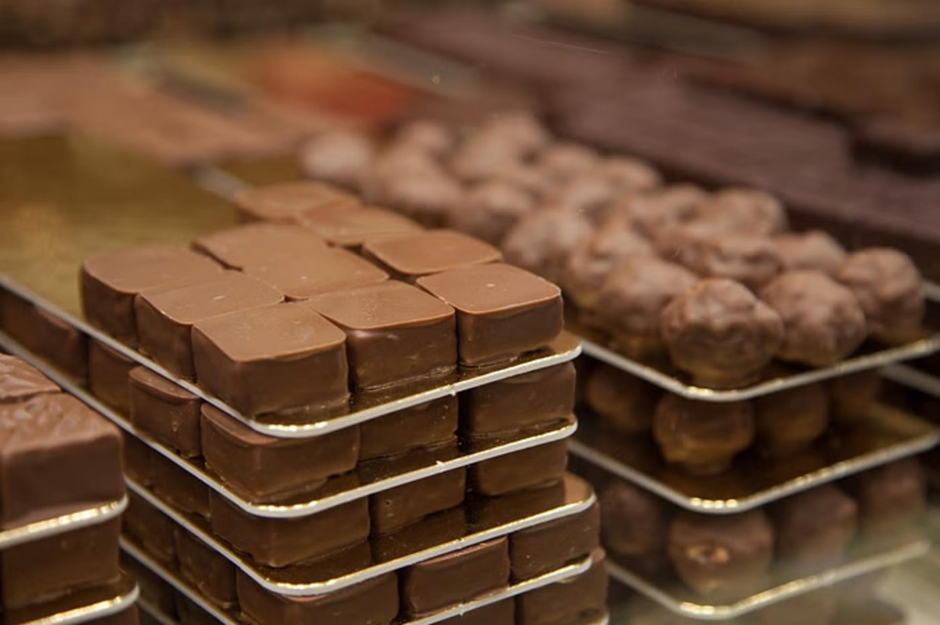 Saint-Germain-des-Pres Pastry and Chocolate Tasting Tour in Paris - Thumbnail 4