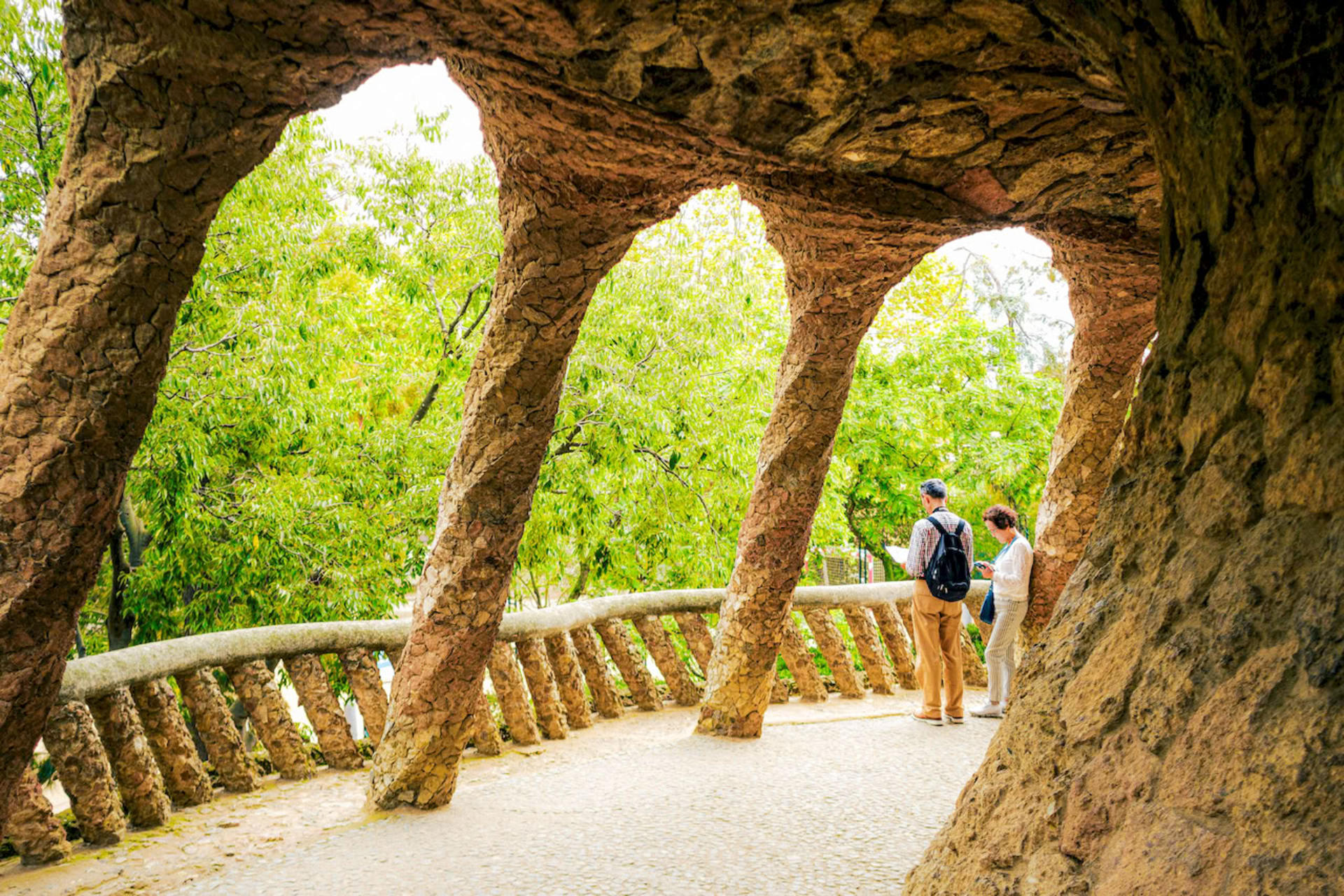 Sagrada Familia & Park Guell Guided Tour - Thumbnail 3