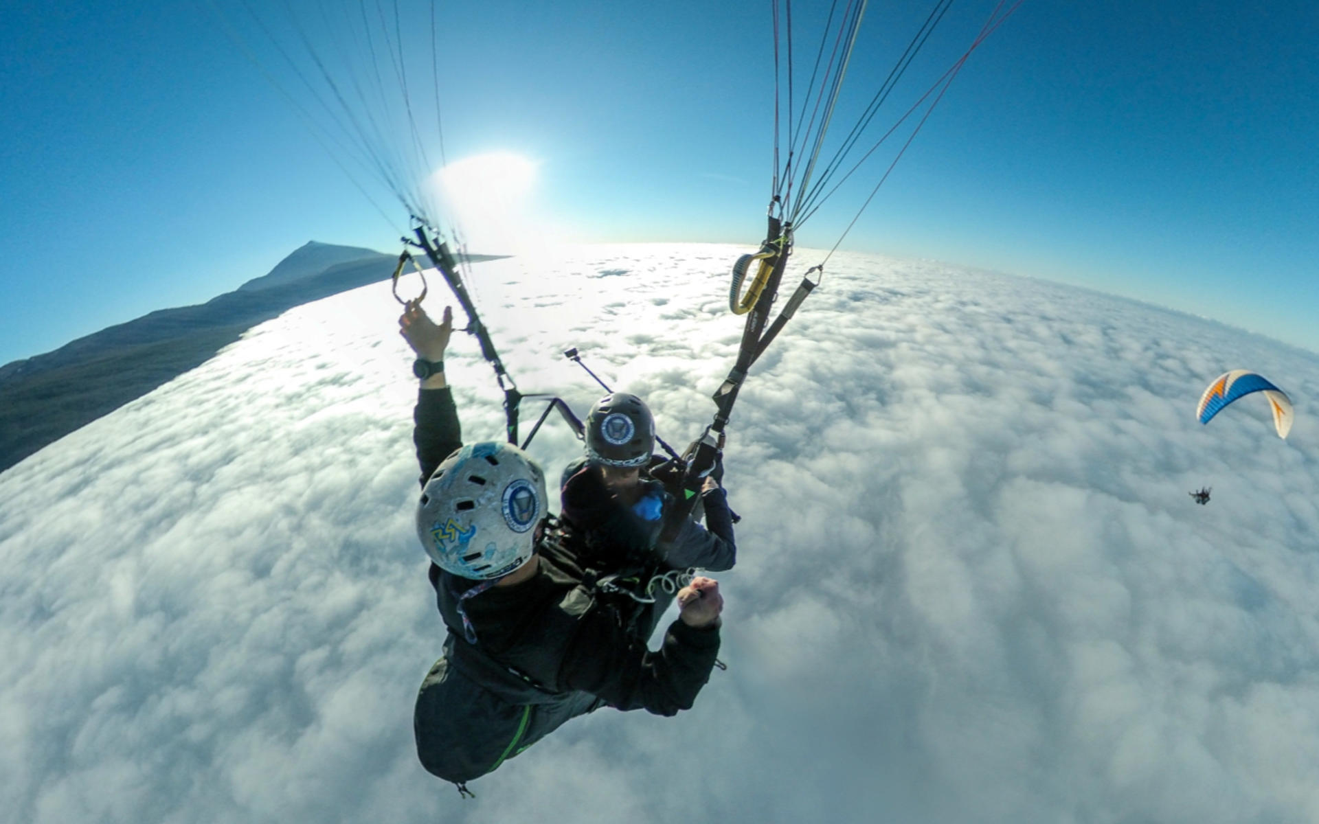 Paragliding Experience from Teide to Puerto de la Cruz - Thumbnail 2