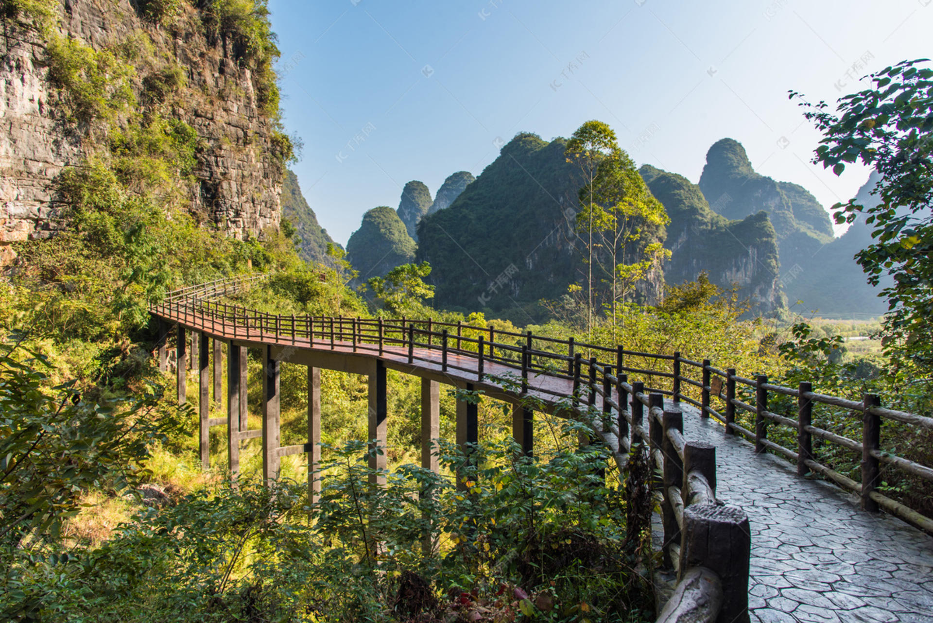 One-day tour from Guilin to Li River + Xingping Ancient Town  - Thumbnail 4