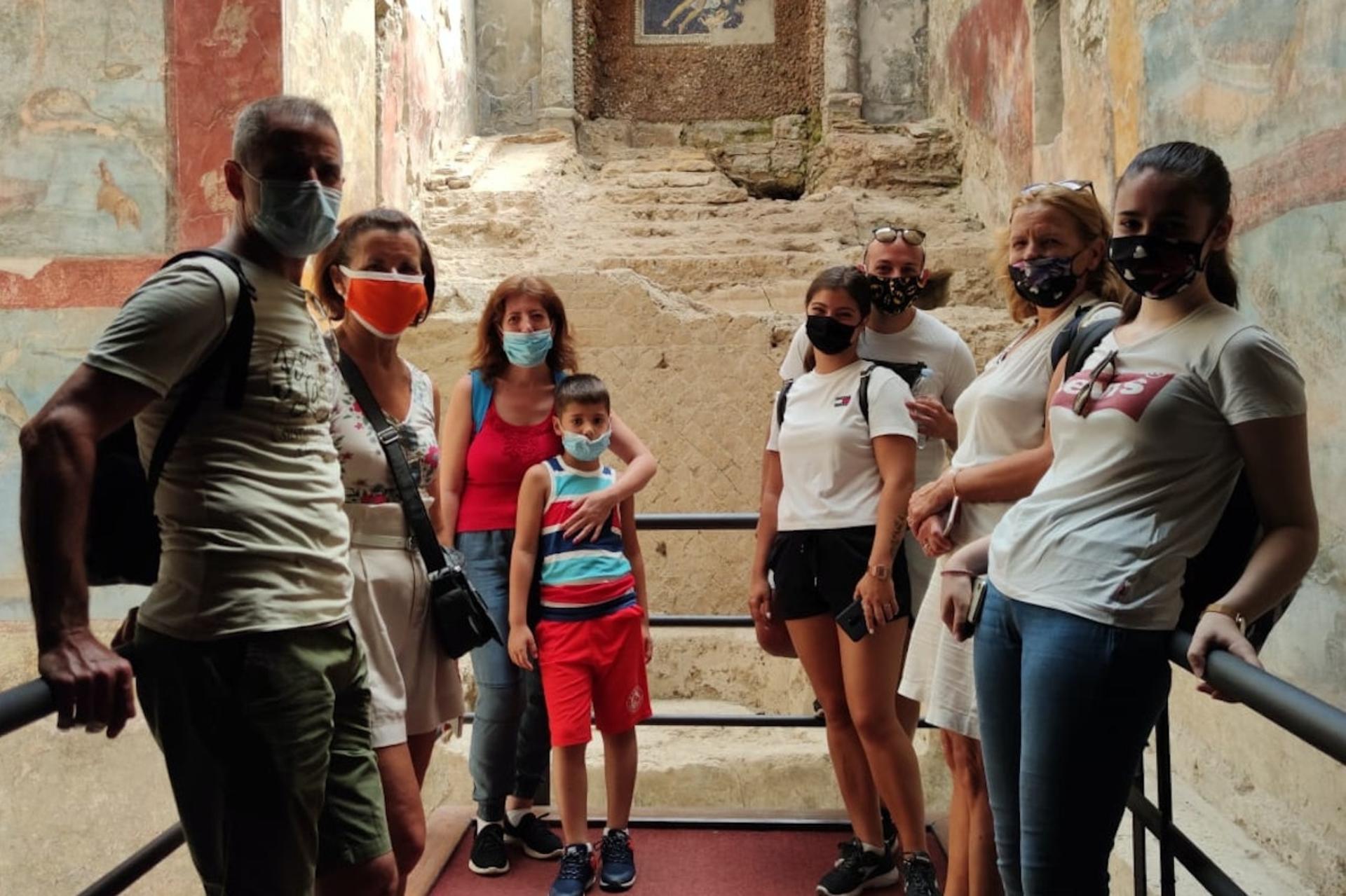 Pompeii and Mount Vesuvius Guided Tour from Naples - Thumbnail 6