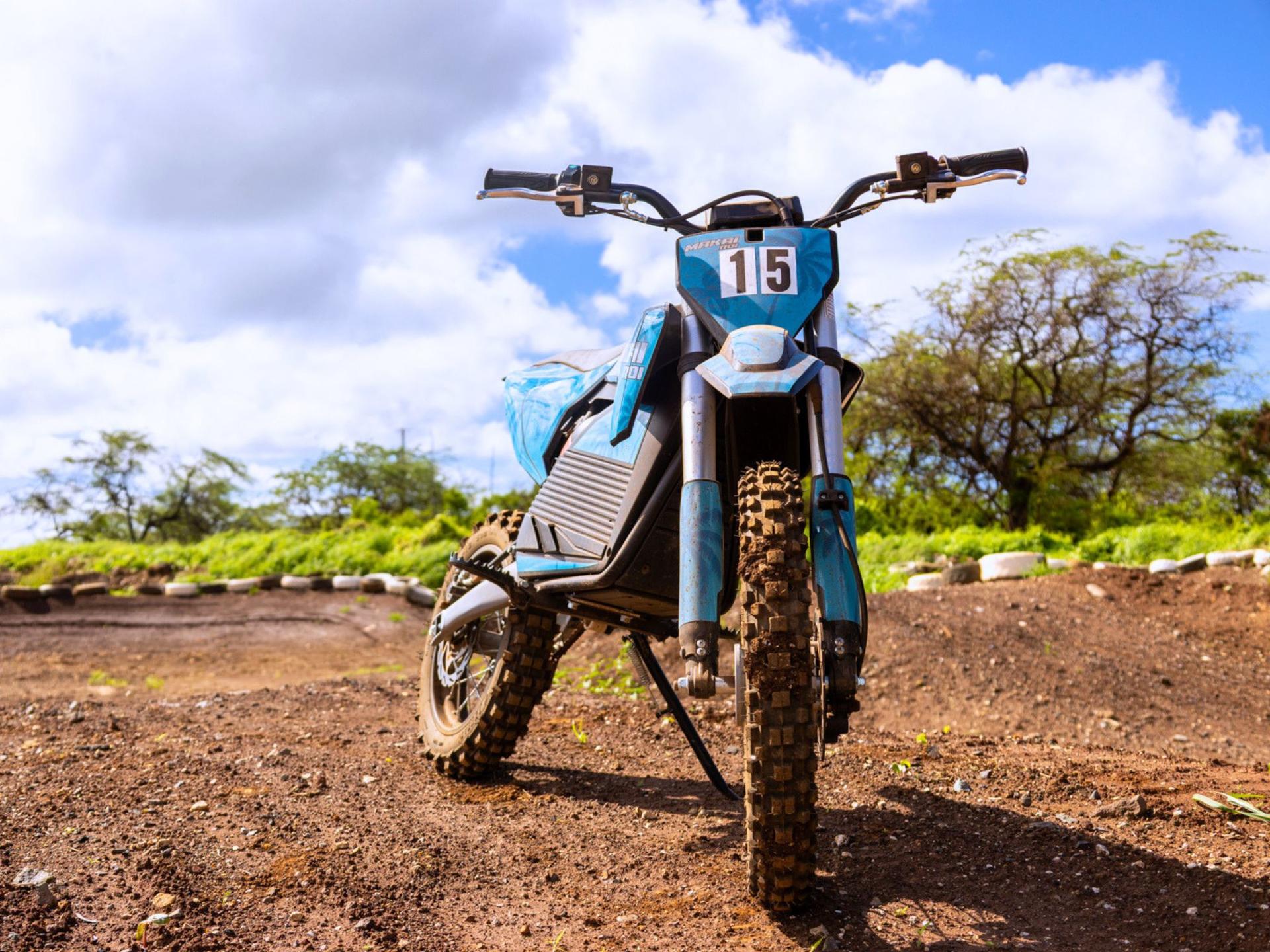 Dirt Bike Experience in Oahu - Thumbnail 16