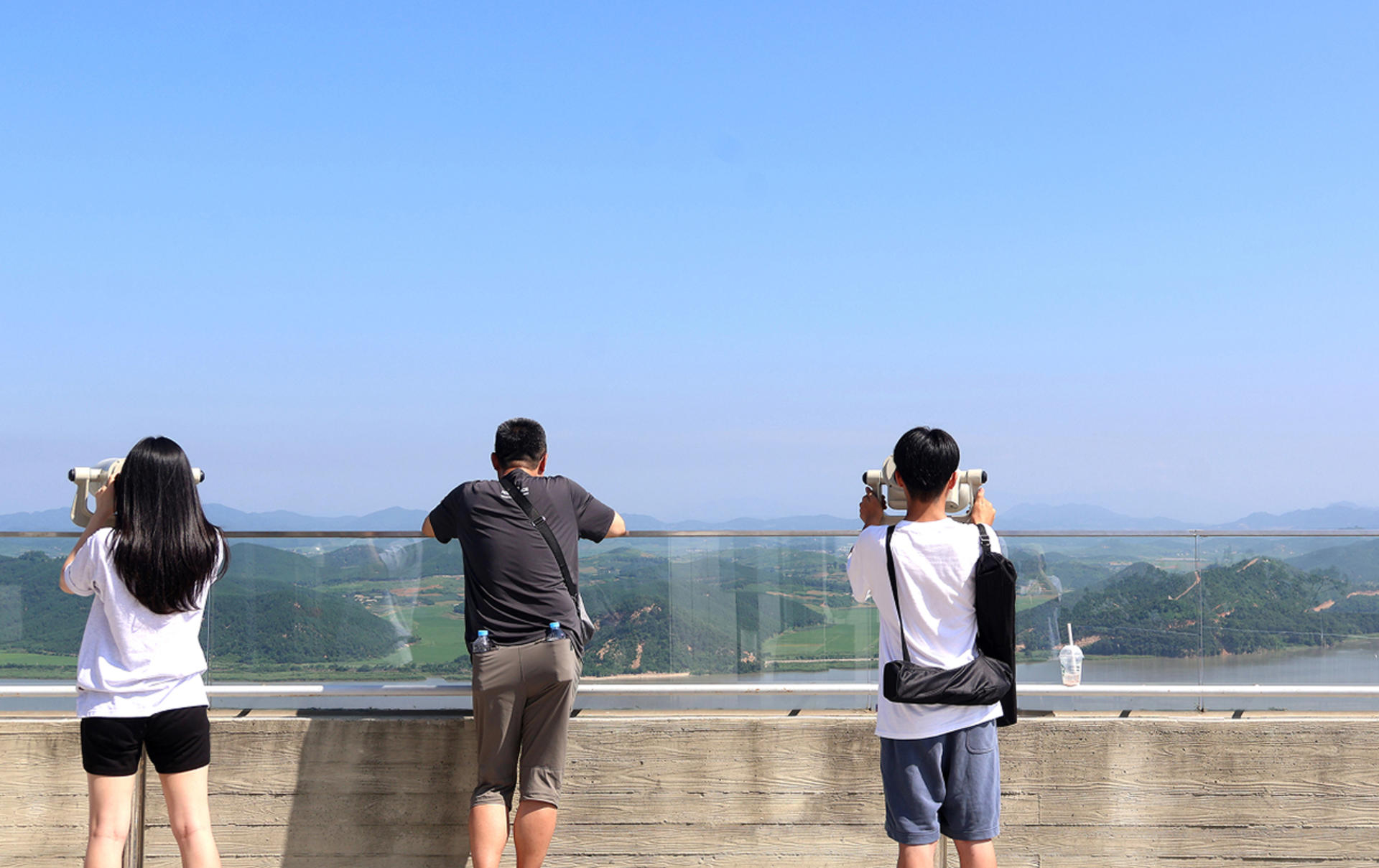 Seoul: DMZ Aegibong Starbucks & Hanok & Scenic/Historical Day Tour - Thumbnail 2