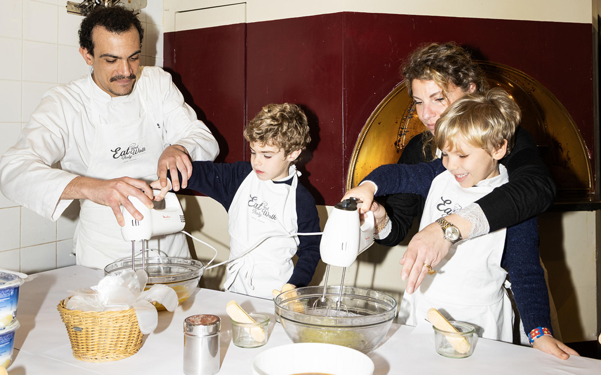 Pizza and tiramisu cooking class in Rome - Thumbnail 3