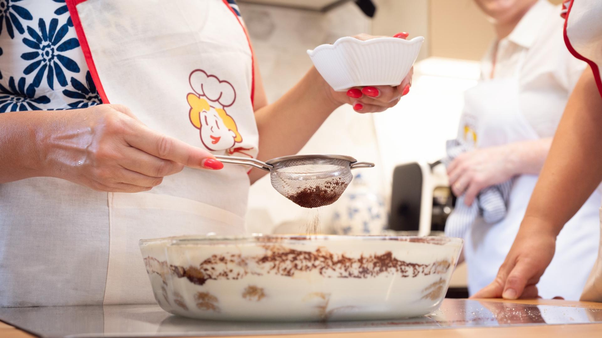 Pasta and tiramisu cooking class in Parma  - Thumbnail 4