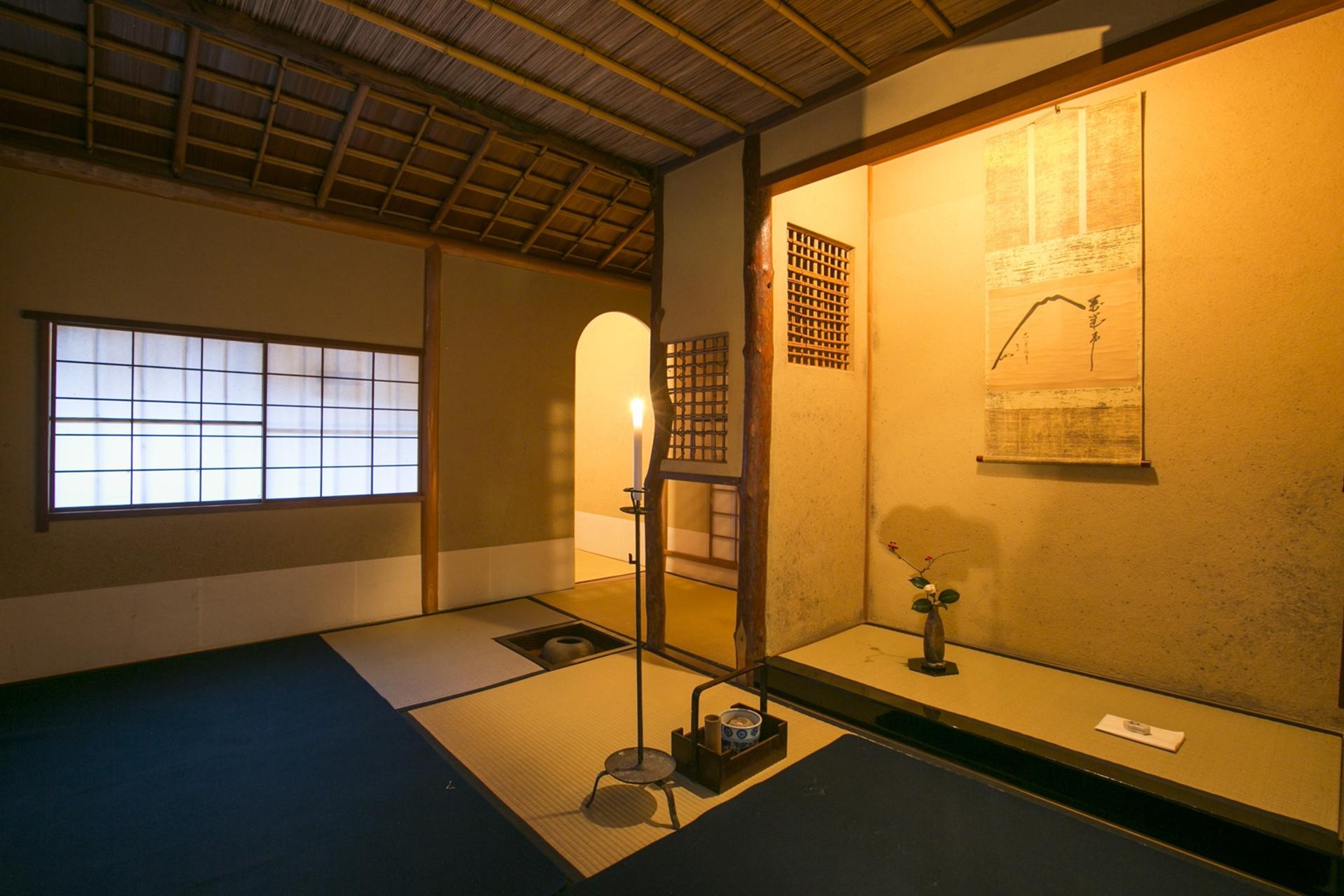 Kyoto Gion Night Tour: Experience Japan's Traditional Culture - Thumbnail 10