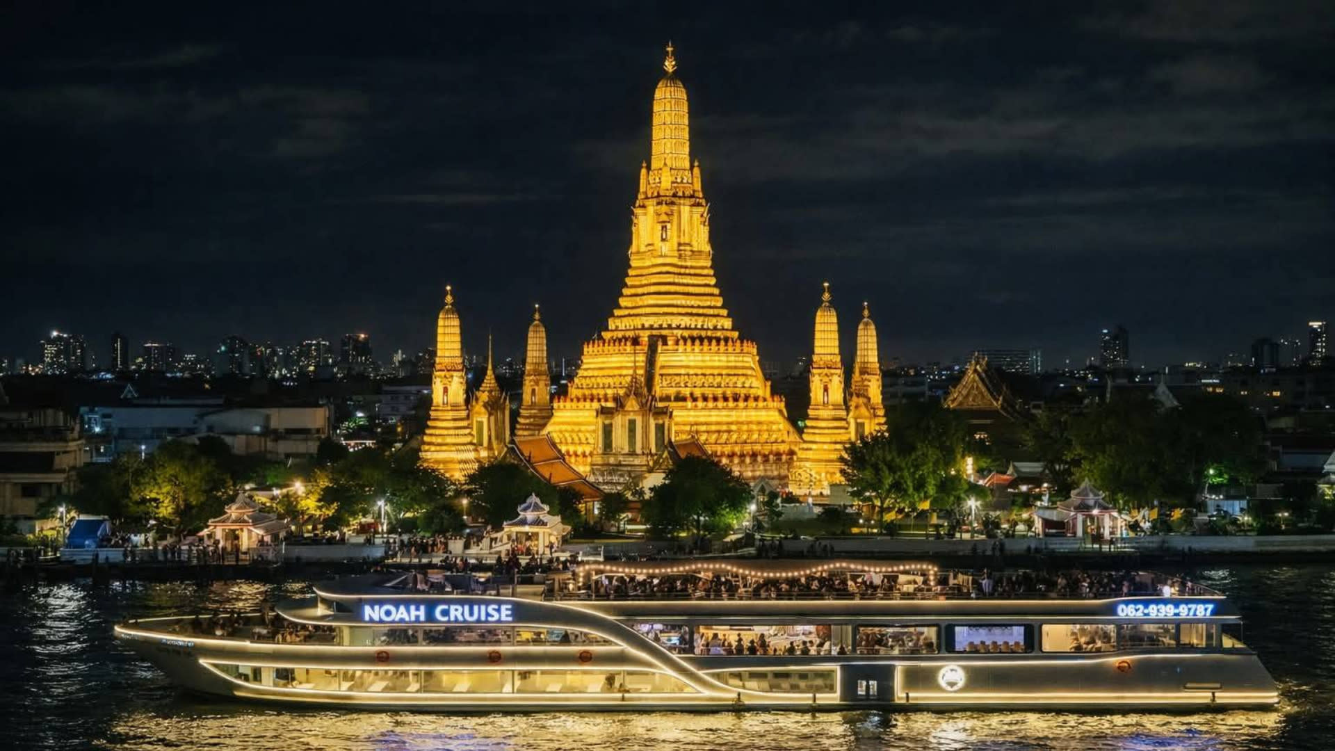 Noah Dinner Cruise in Bangkok - Image 1