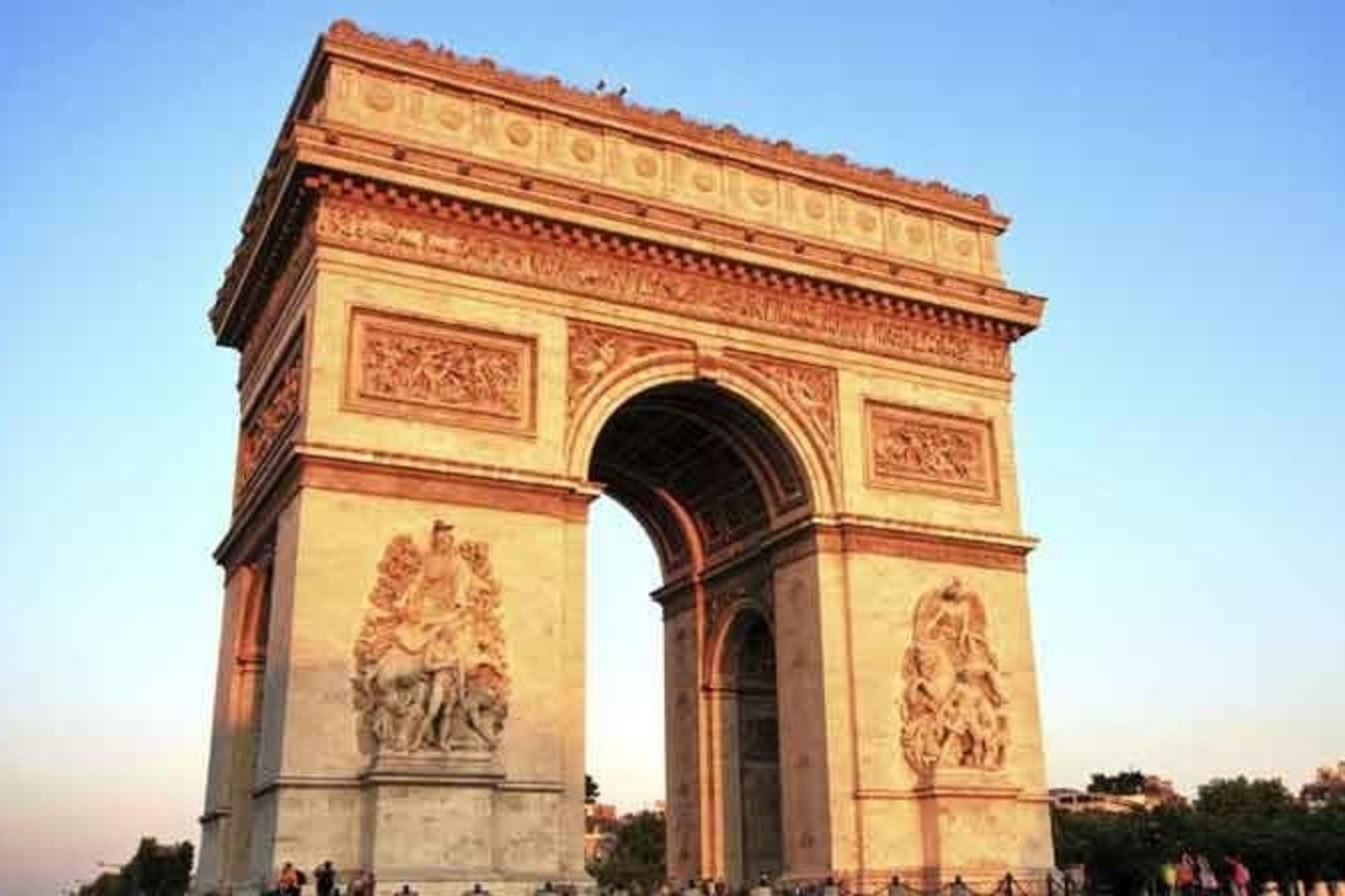 Paris City Audio Guided Trip - Thumbnail 5