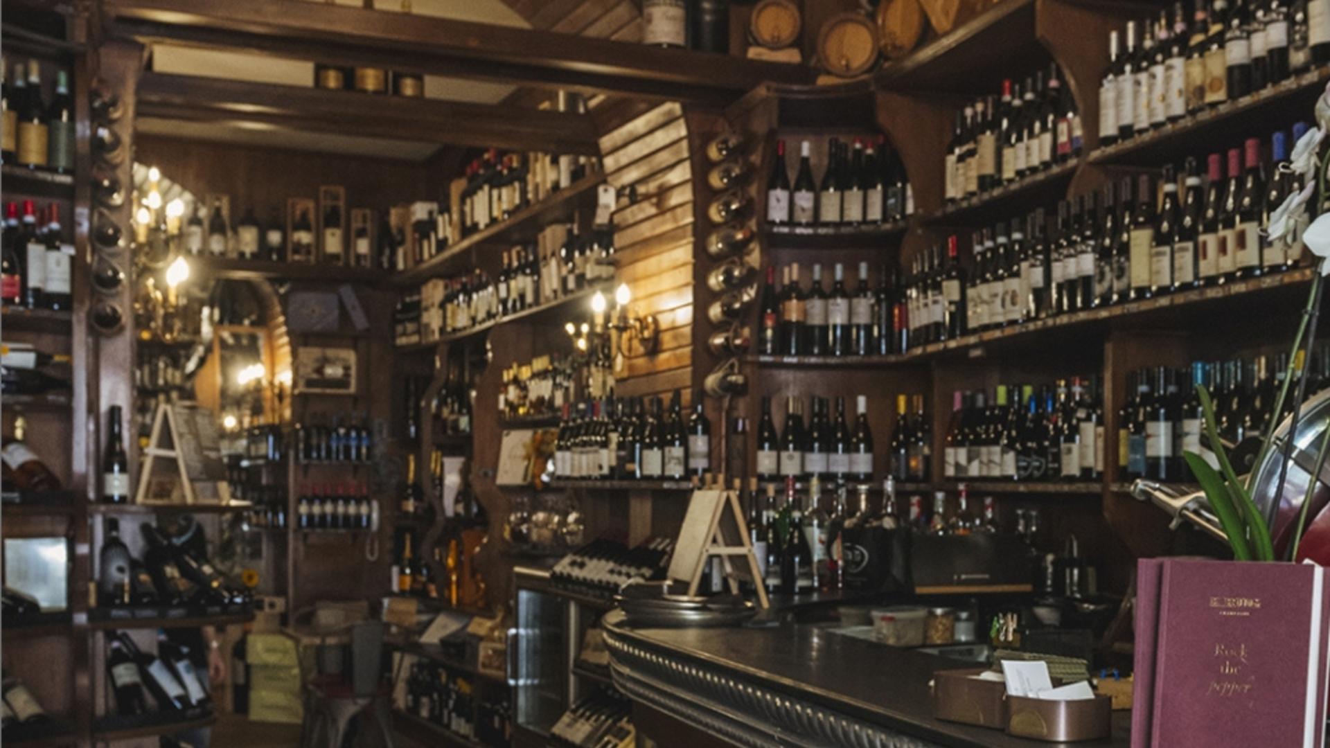 Exclusive wine tasting private tour in Rome - Image 1