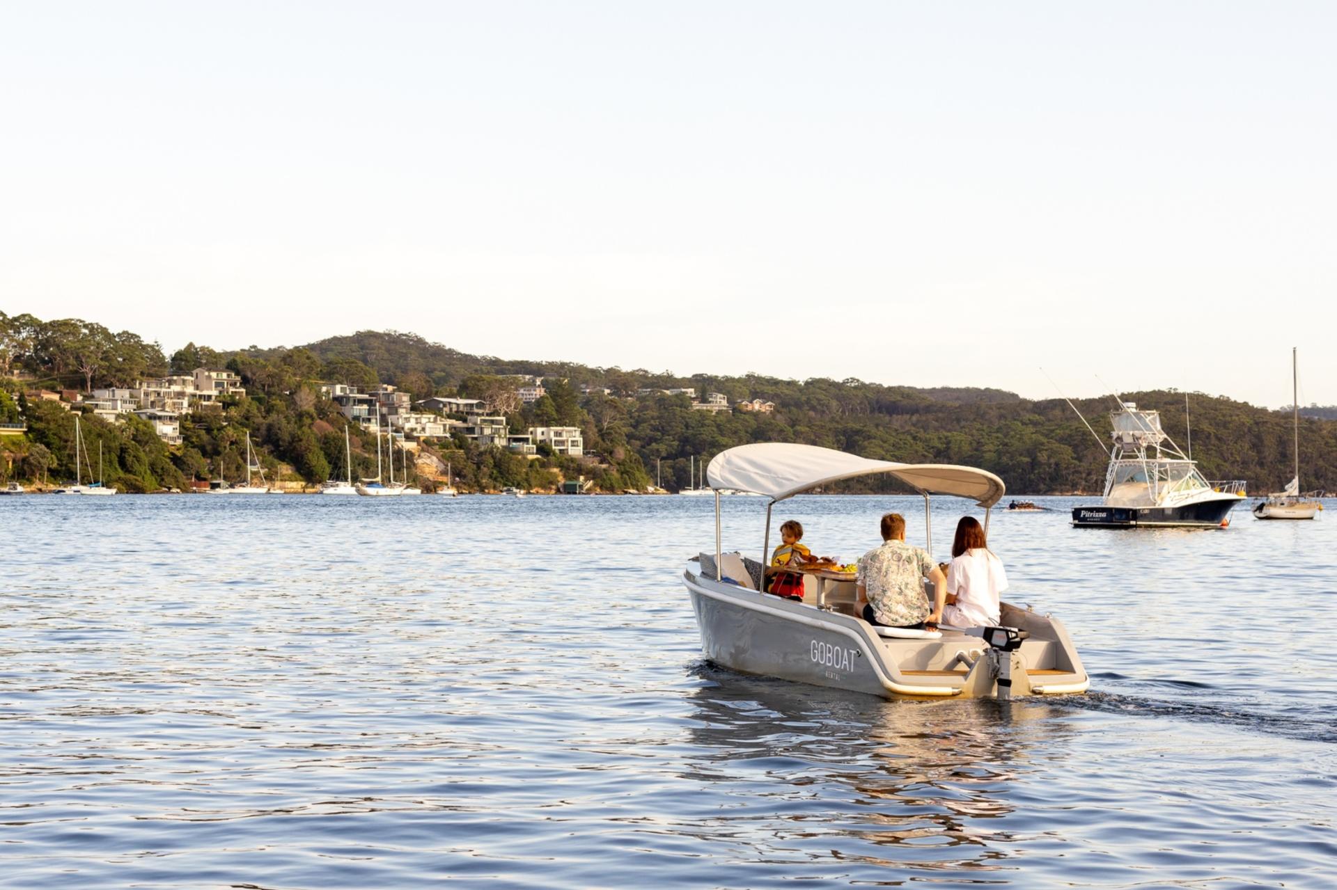 Electric Picnic Boat Hire in Sydney (Mosman) - Image 1
