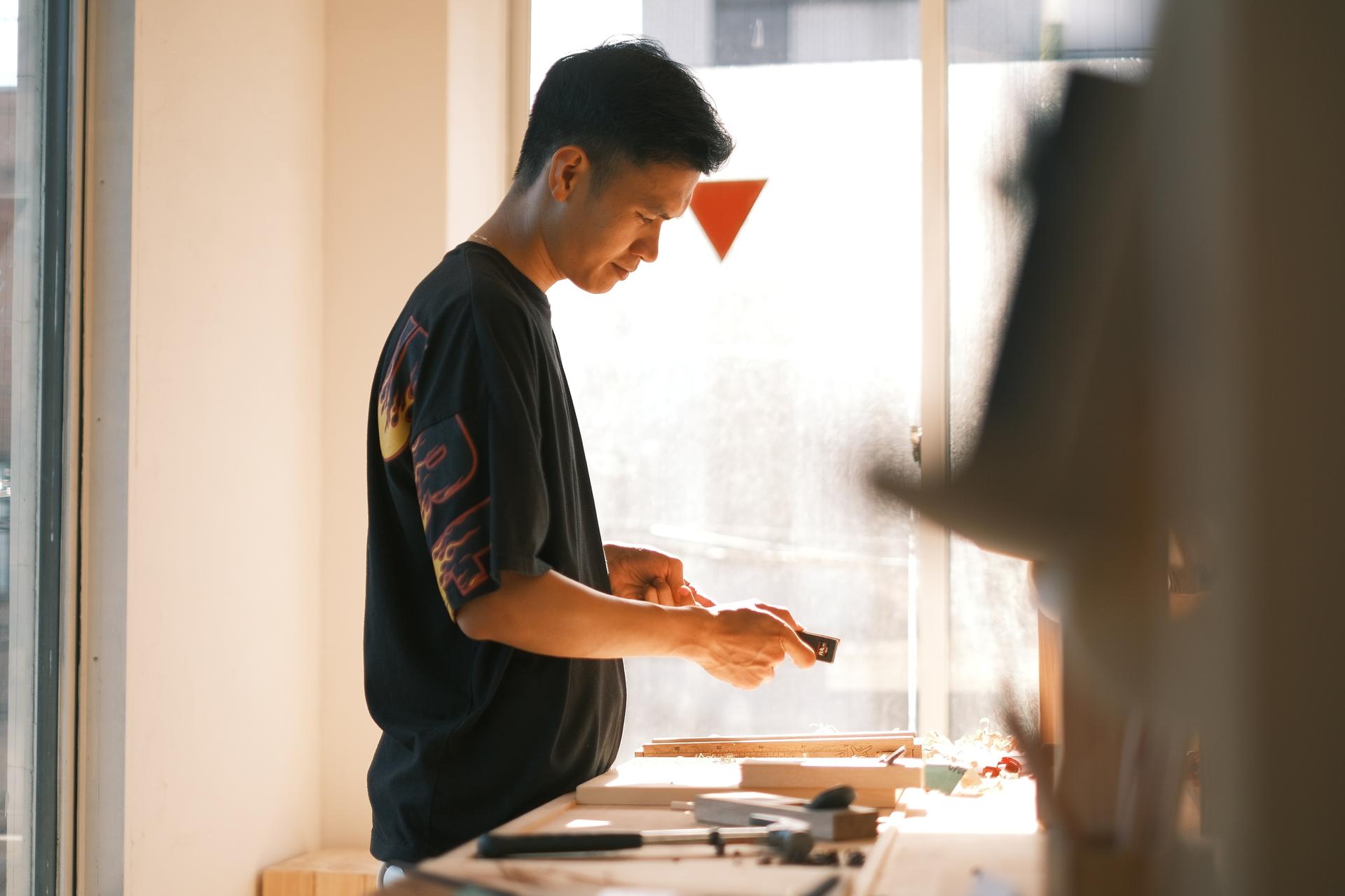 Original Japanese Chopstick Making Experience in Kyoto Gion (CHOPSTICKS LAB MISAKI) - Thumbnail 8