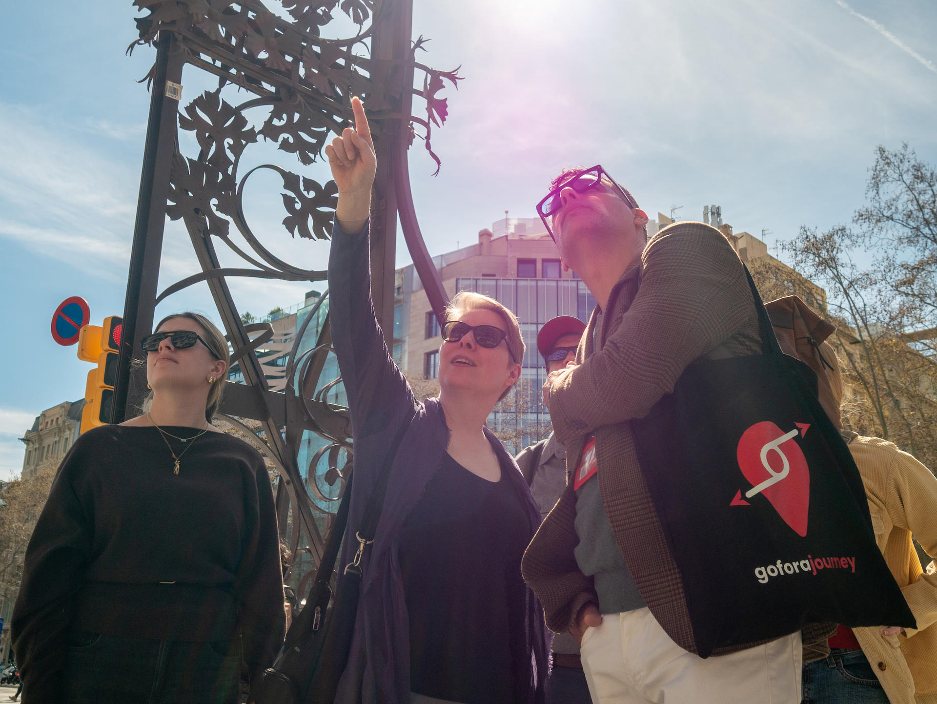 Sagrada Familia Golden Hour & Casa Mila Tour with Cava Tasting  - Thumbnail 24