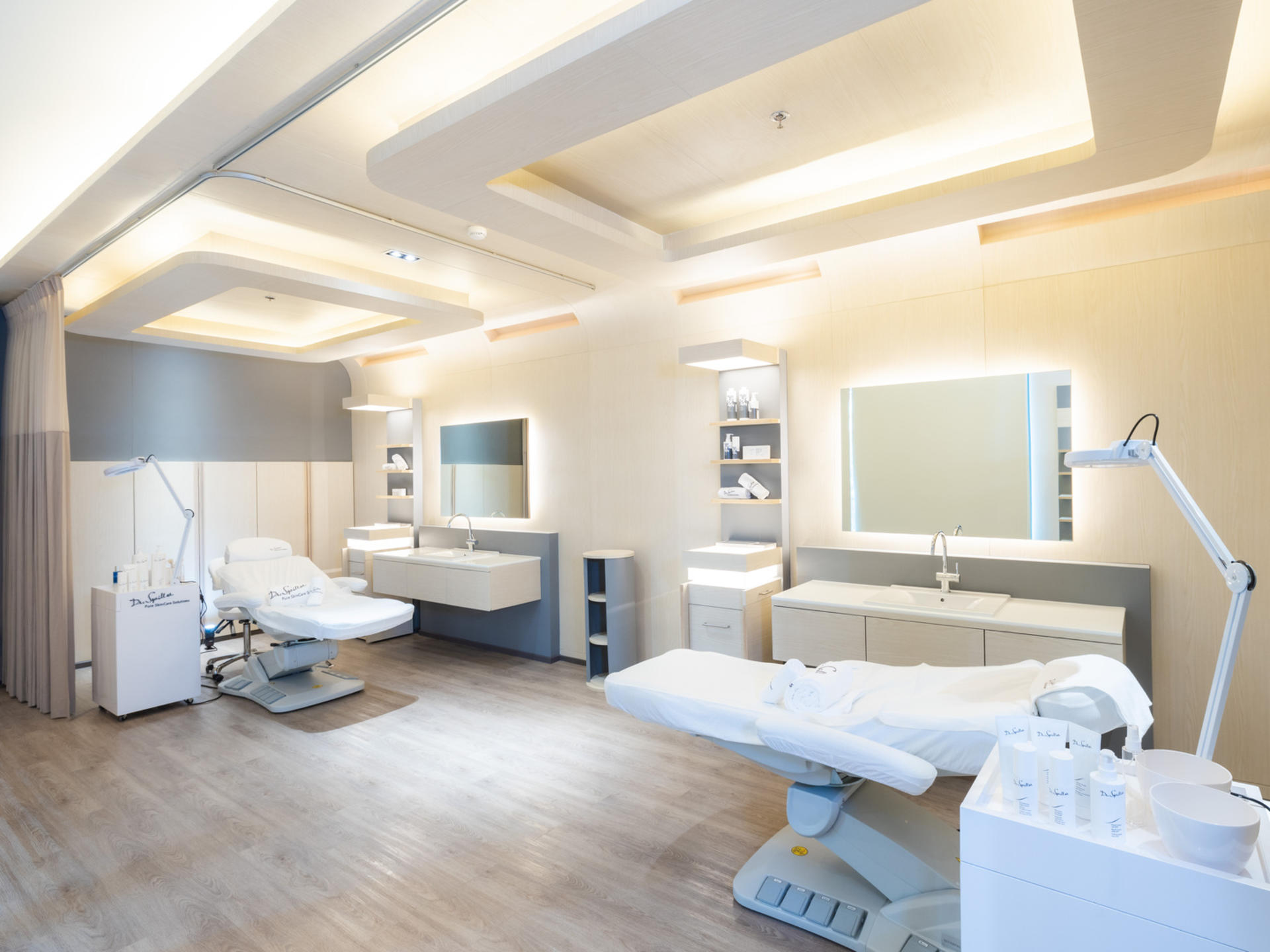 Dr. Spiller Pure Skin Care Solutions at Ginza Thonglor in Bangkok - Thumbnail 5