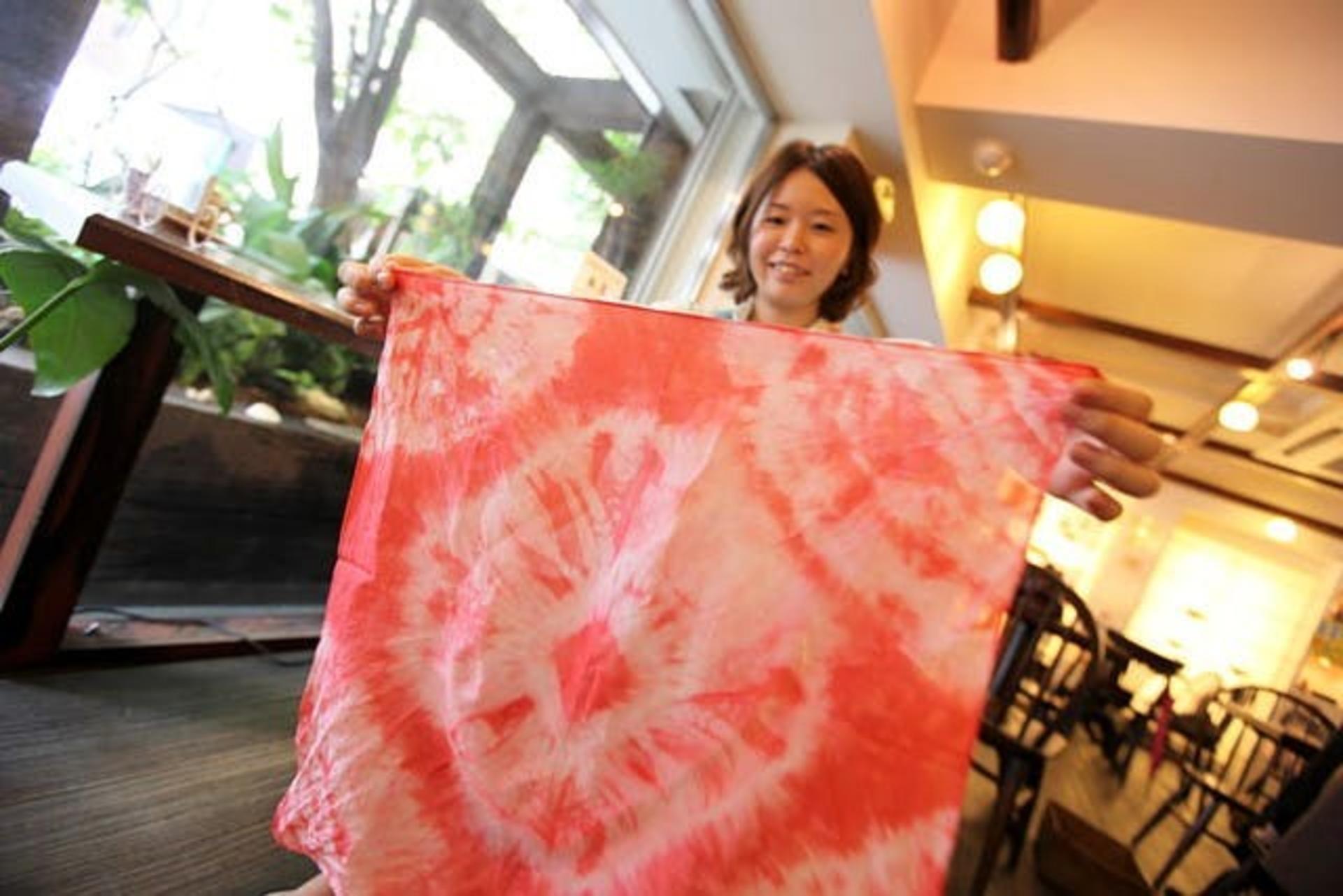 Tie-Dyeing Workshop by Yu Kobo Osaka Umeda - Thumbnail 2