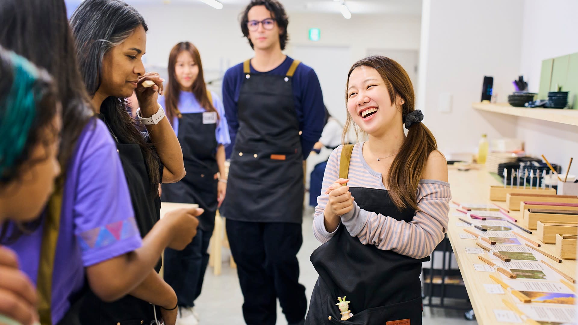 Tokyo Shinjuku Chopstick Making Workshop - Thumbnail 10