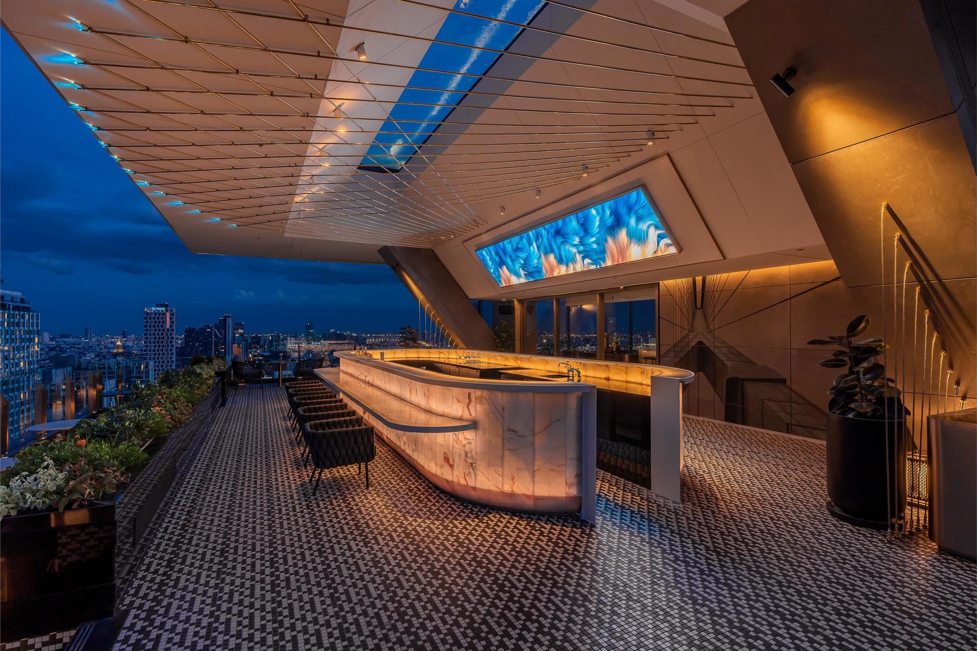 LUZ Bangkok Tapas Rooftop Bar at INNSiDE by Melia Bangkok Sukhumvit (BTS Onnut) - Image 1