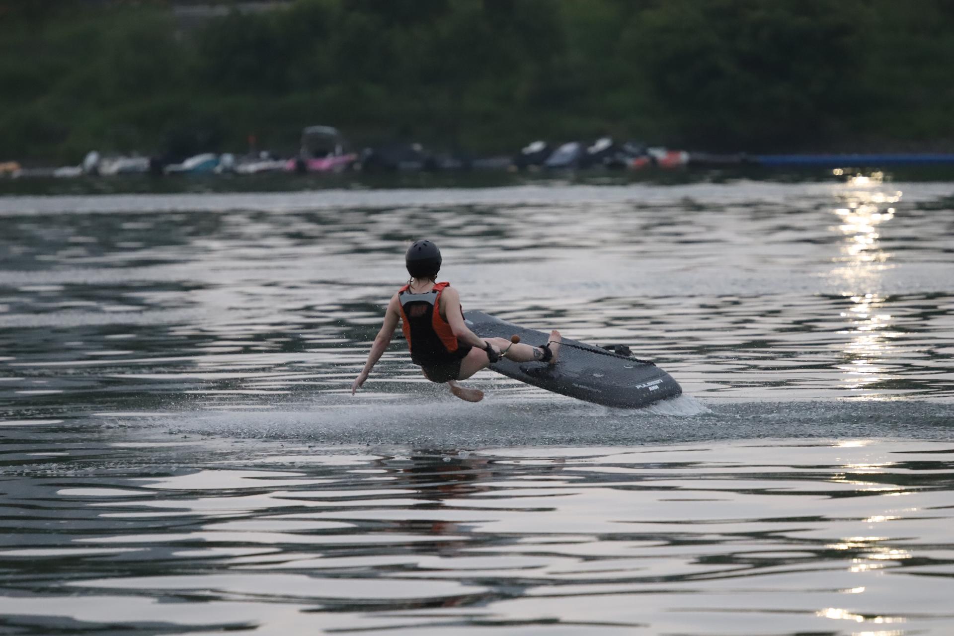 Efoil Experience on the Han River - Thumbnail 4